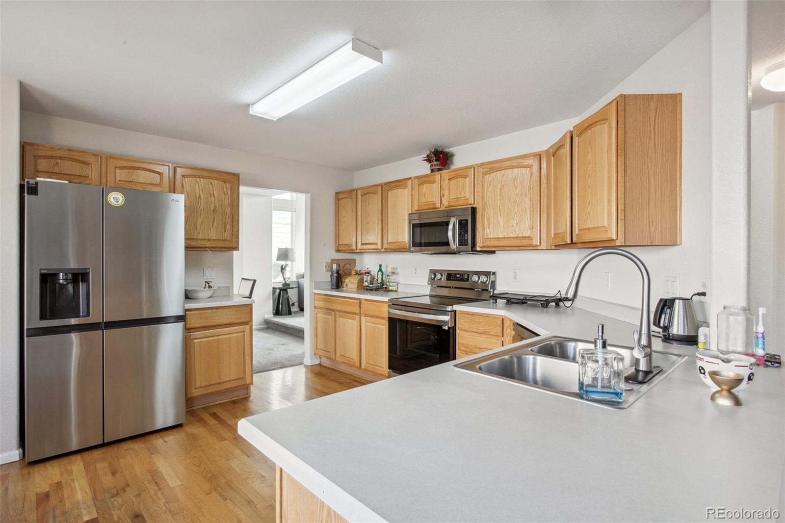 MLS Image #15 for 5571  hannibal court,denver, Colorado