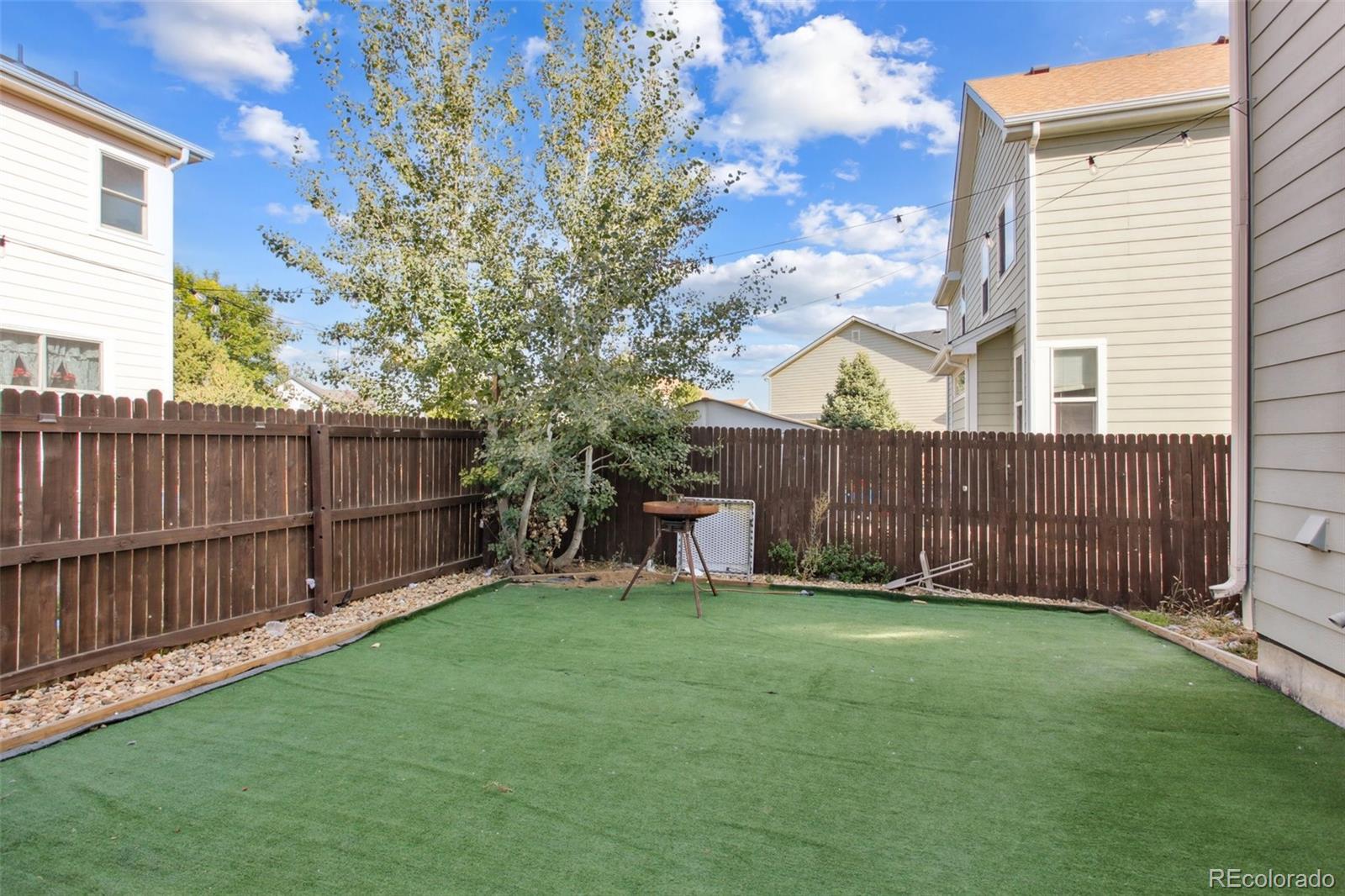 MLS Image #37 for 5571  hannibal court,denver, Colorado