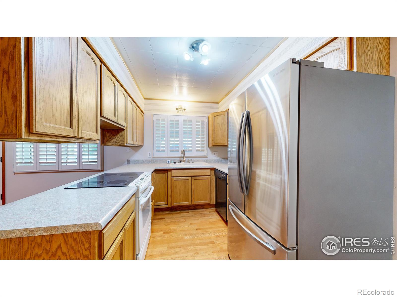 MLS Image #10 for 2421 s newberry court,denver, Colorado