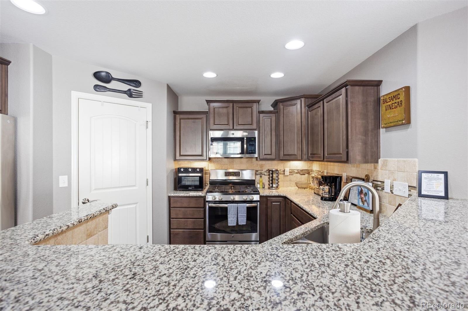 MLS Image #2 for 824  yellow jasper point,colorado springs, Colorado