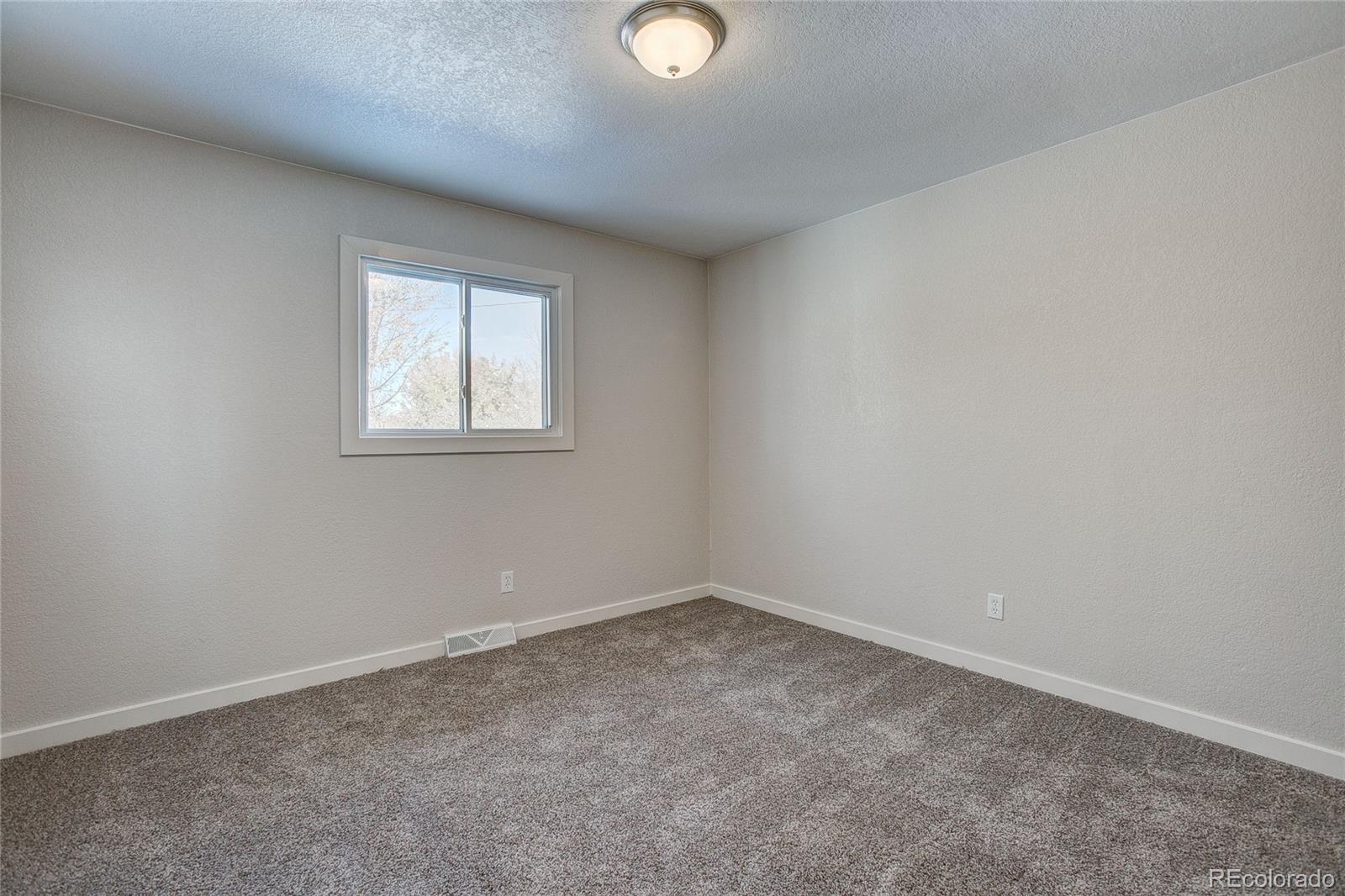 MLS Image #10 for 2144  bluebell avenue,greeley, Colorado