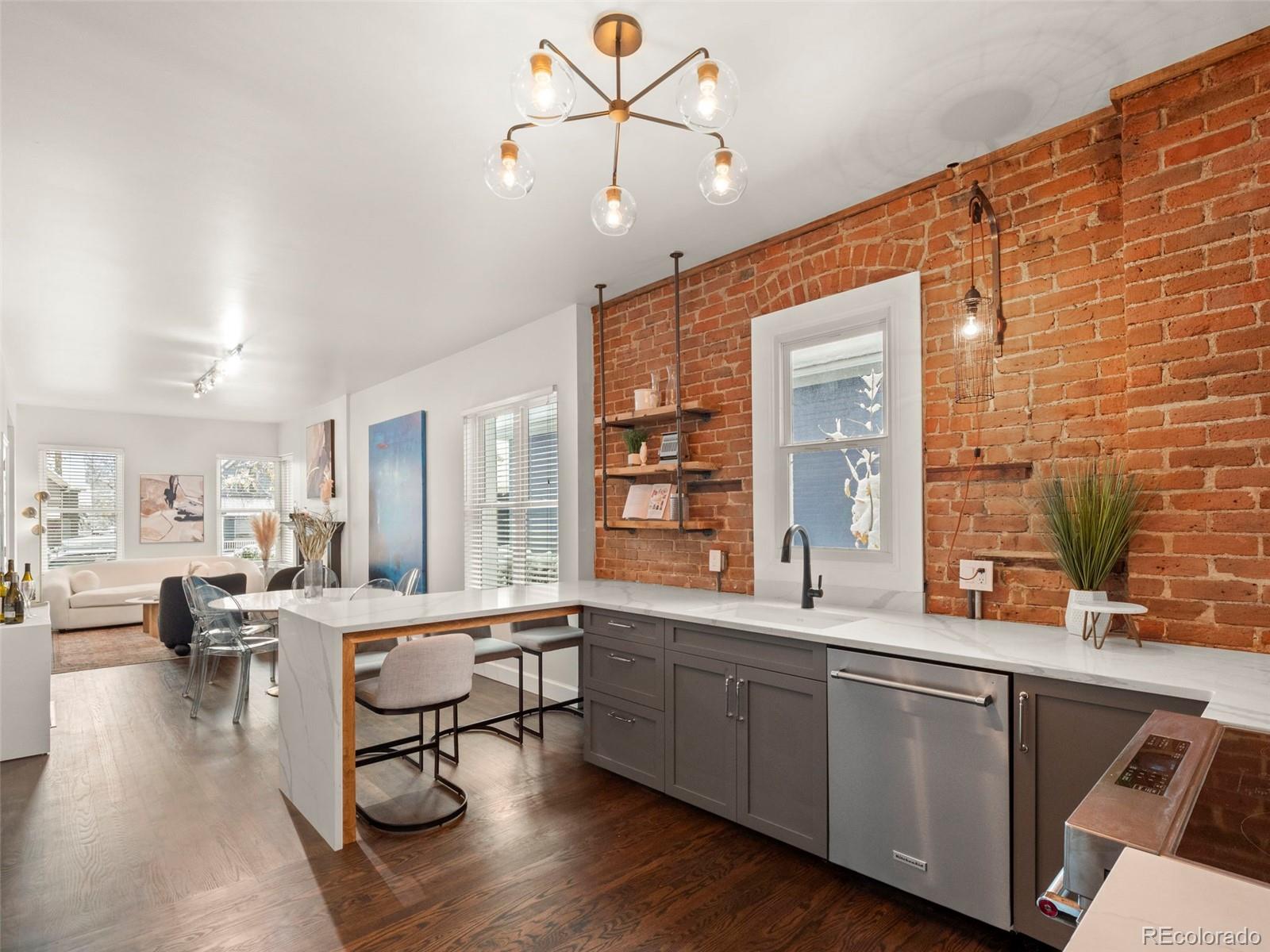 MLS Image #10 for 2325 n gilpin street,denver, Colorado