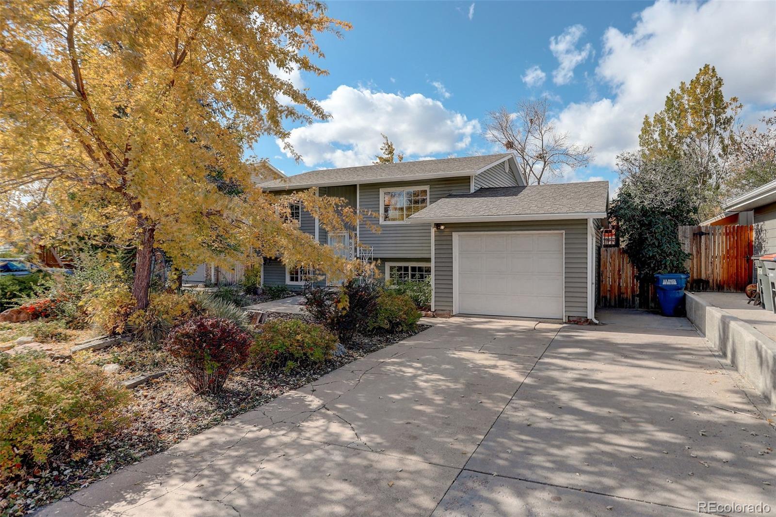 MLS Image #2 for 8729  field way,arvada, Colorado