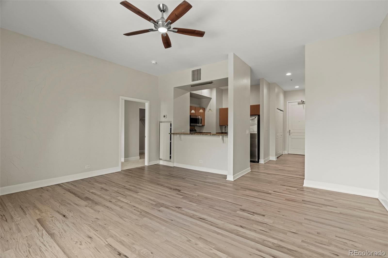 MLS Image #14 for 25 n downing street 2-304,denver, Colorado