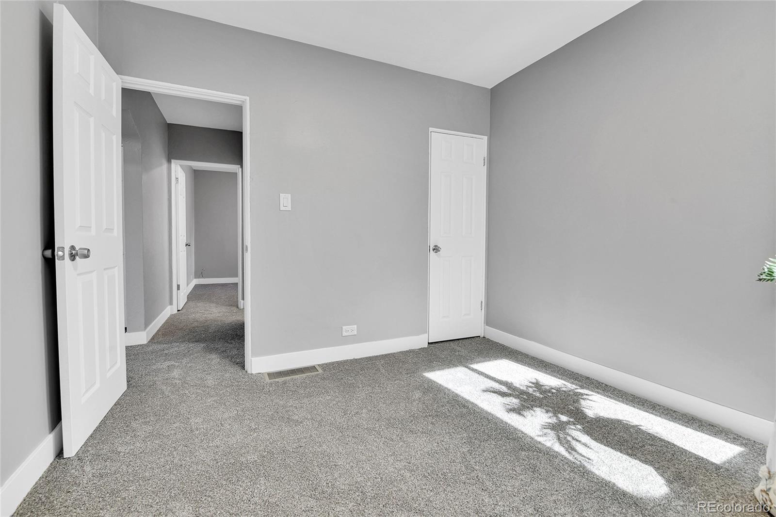 MLS Image #15 for 4570 s sherman street,englewood, Colorado