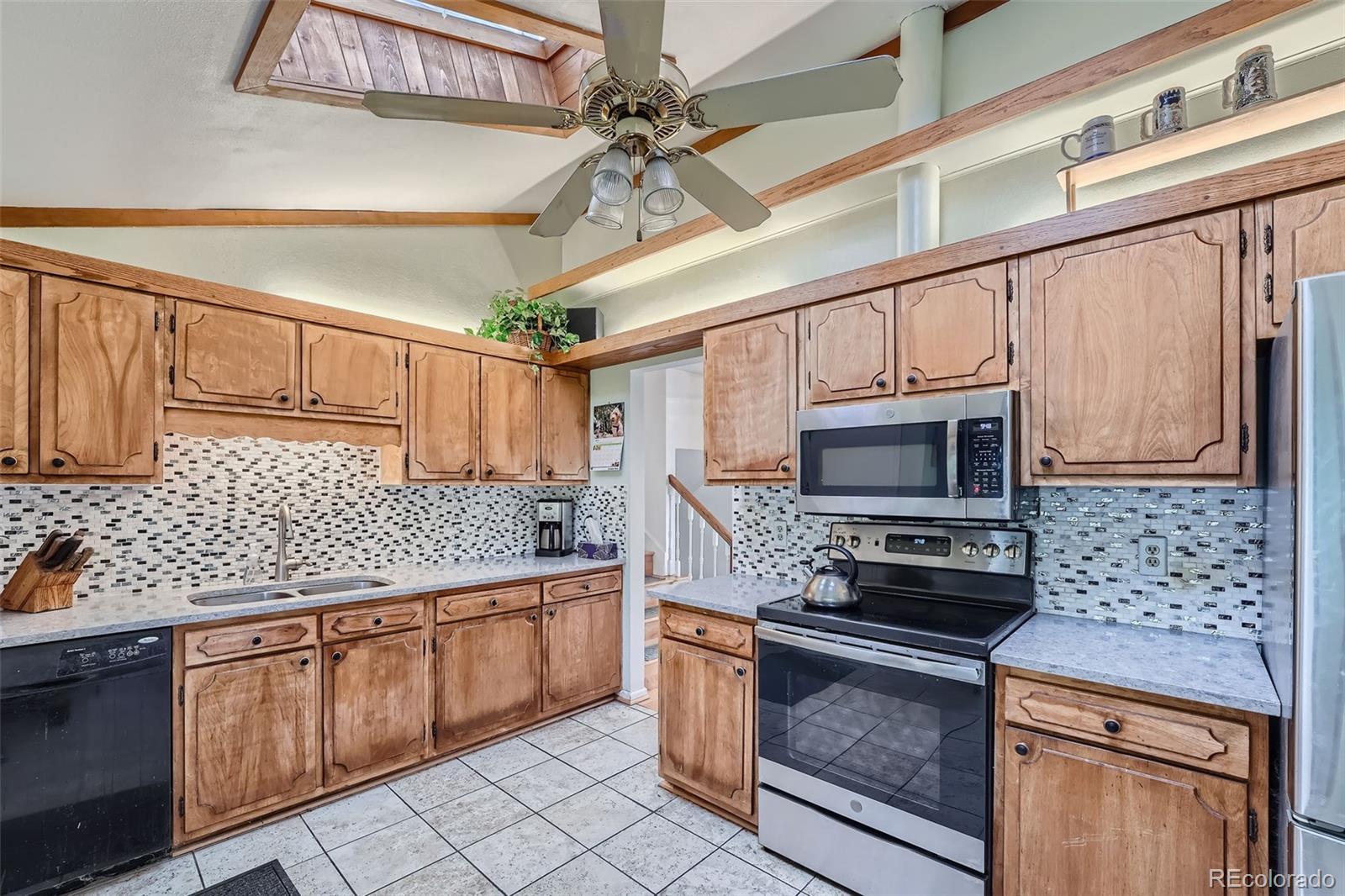 MLS Image #10 for 11041 w 71st place,arvada, Colorado