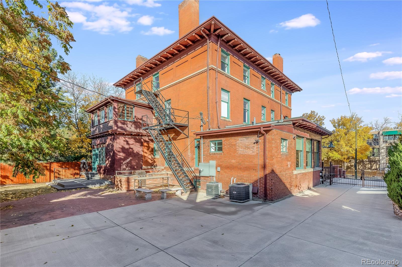 MLS Image #4 for 965 n pennsylvania street,denver, Colorado