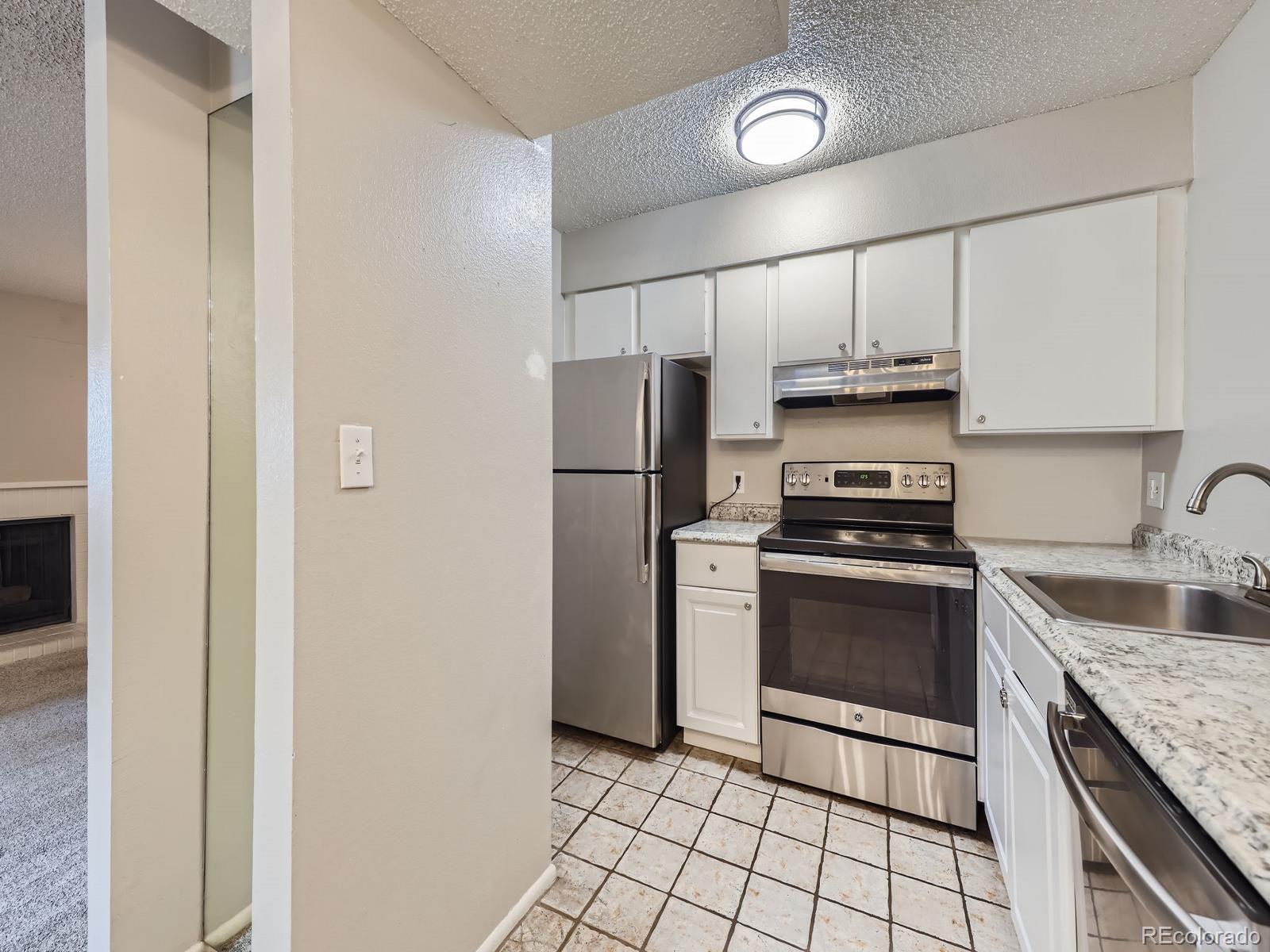 MLS Image #11 for 5300 e cherry creek south drive 620,denver, Colorado