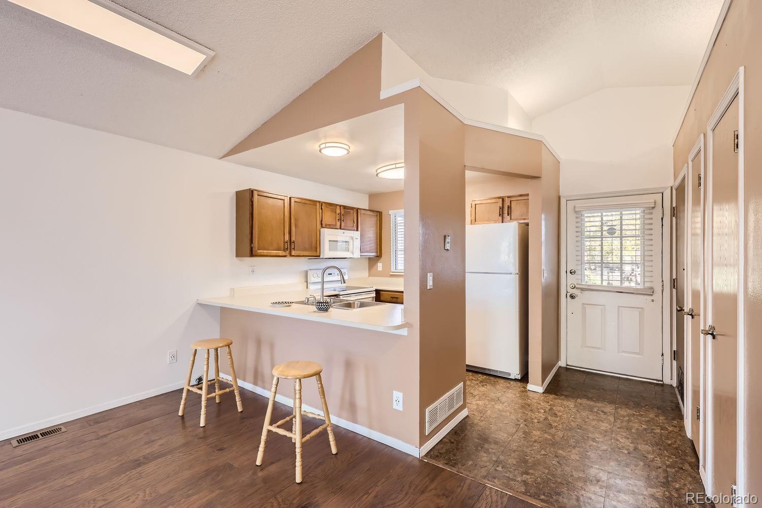 MLS Image #5 for 20743 e mitchell place,denver, Colorado