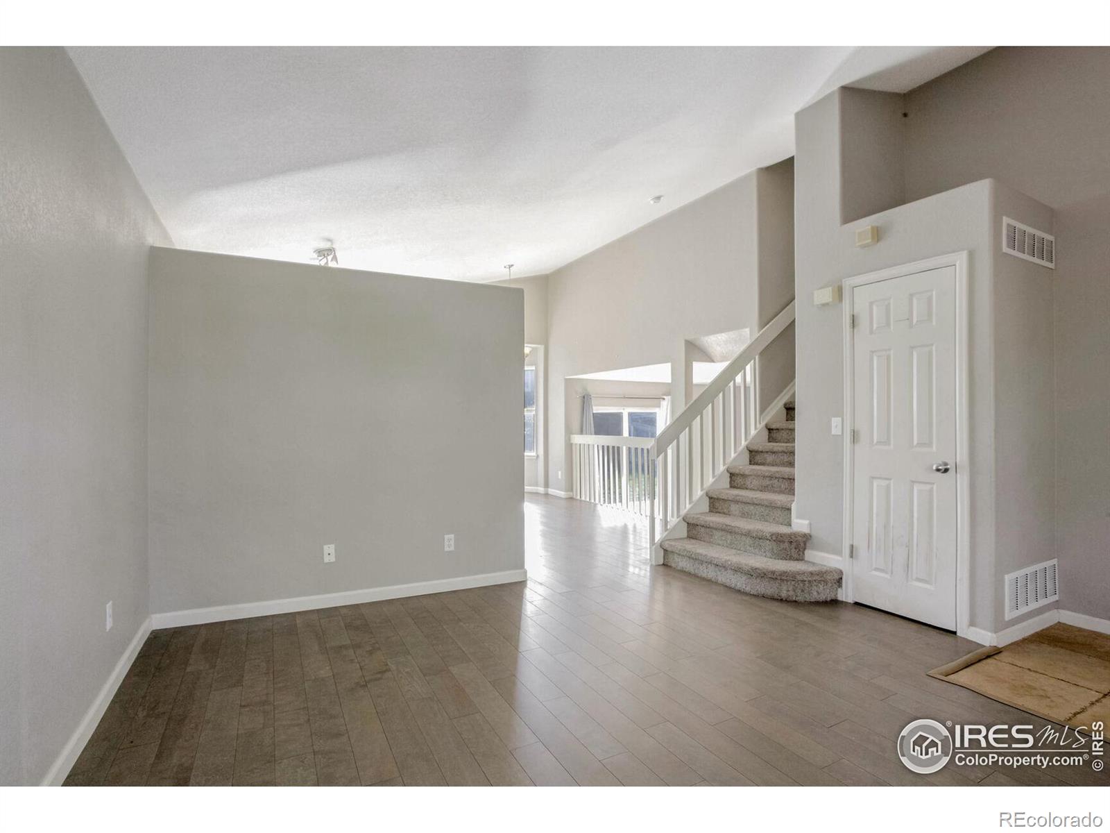 MLS Image #4 for 5462 s valdai way,aurora, Colorado