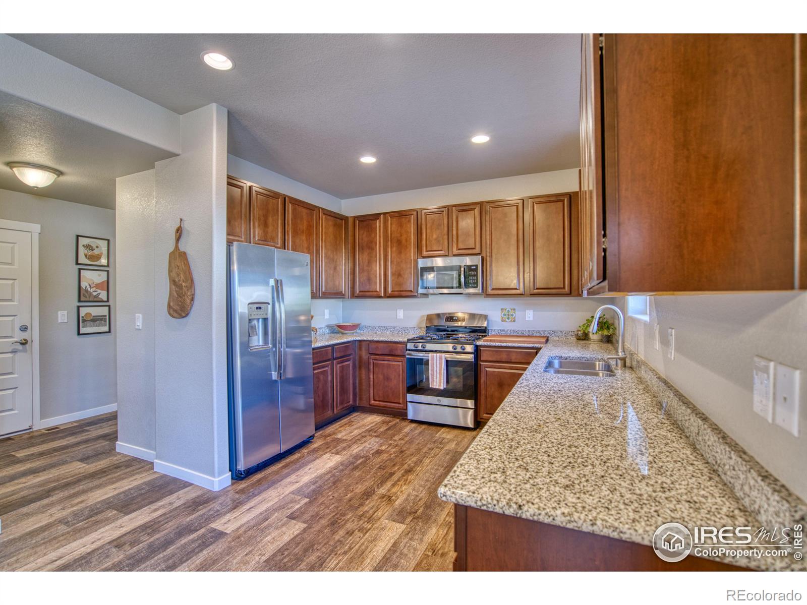 MLS Image #9 for 1454  sabin court,berthoud, Colorado