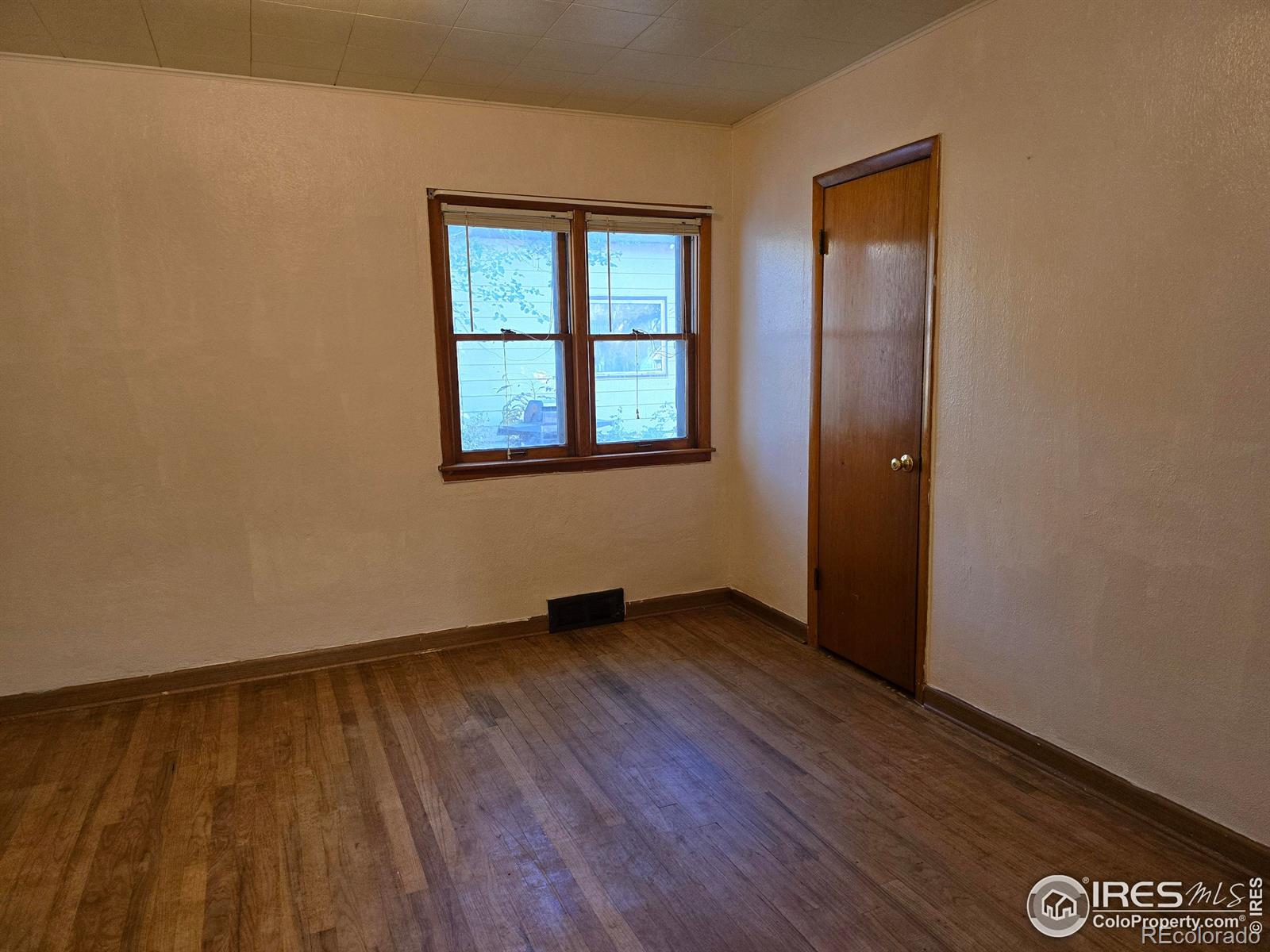 MLS Image #5 for 319  park street,sterling, Colorado