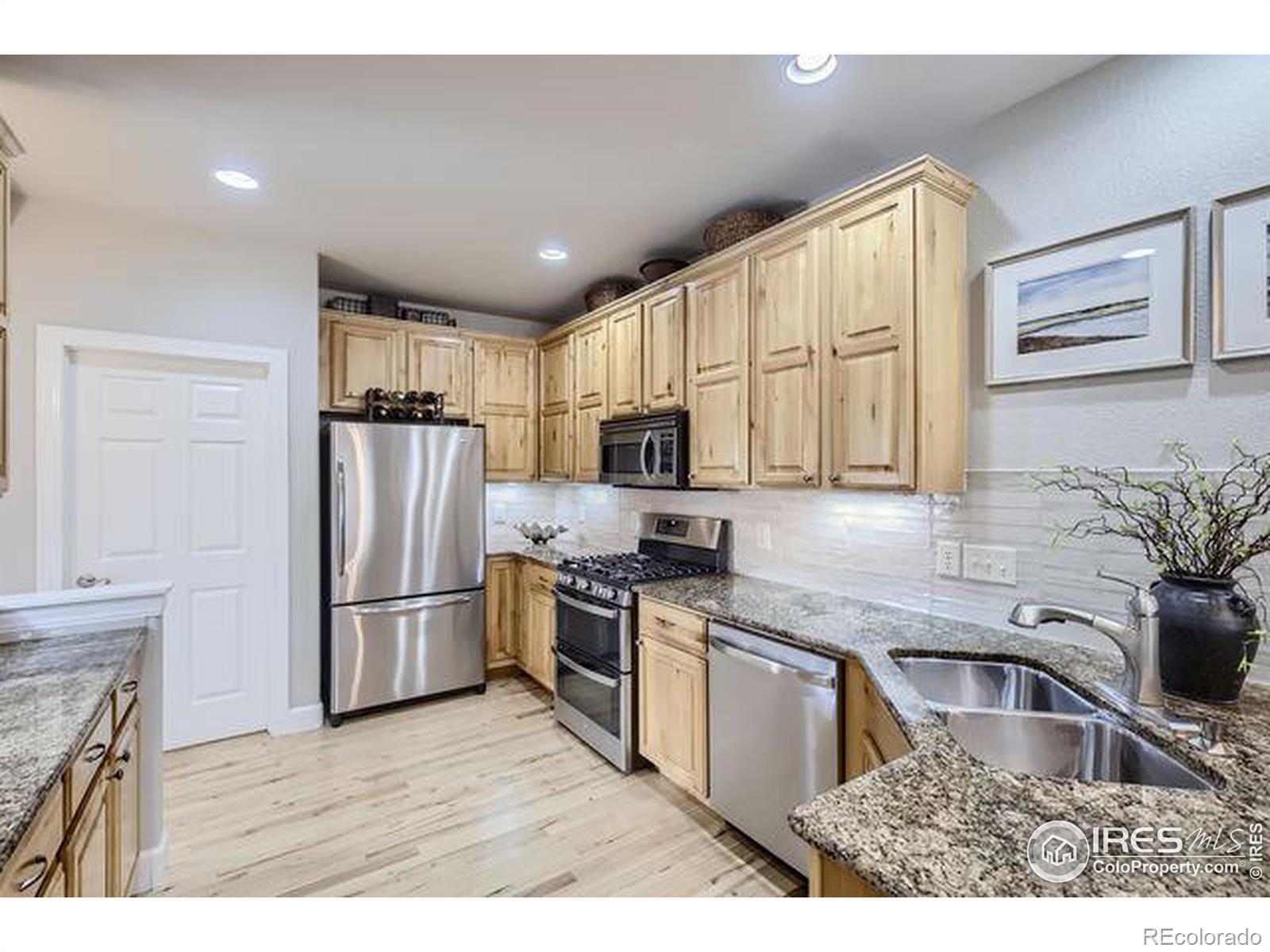 MLS Image #12 for 1820 e seadrift drive,windsor, Colorado