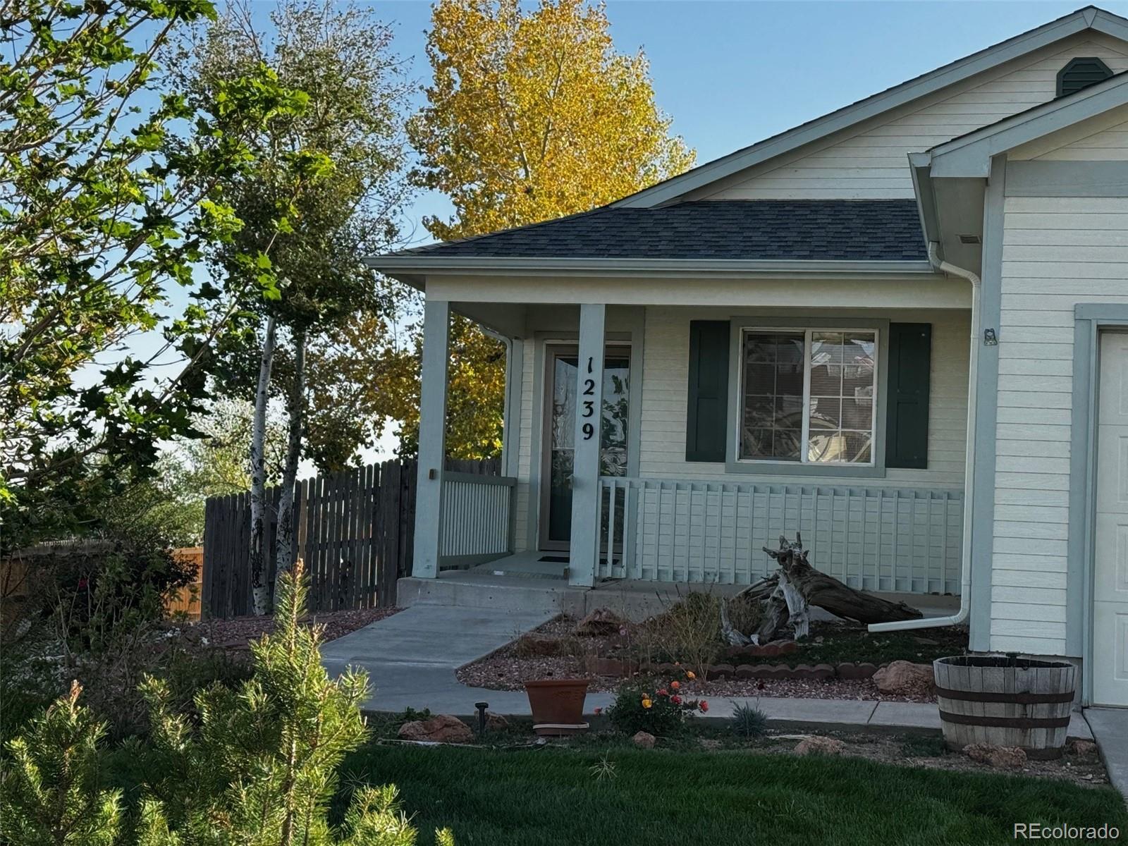 MLS Image #2 for 1239  ancestra drive,fountain, Colorado