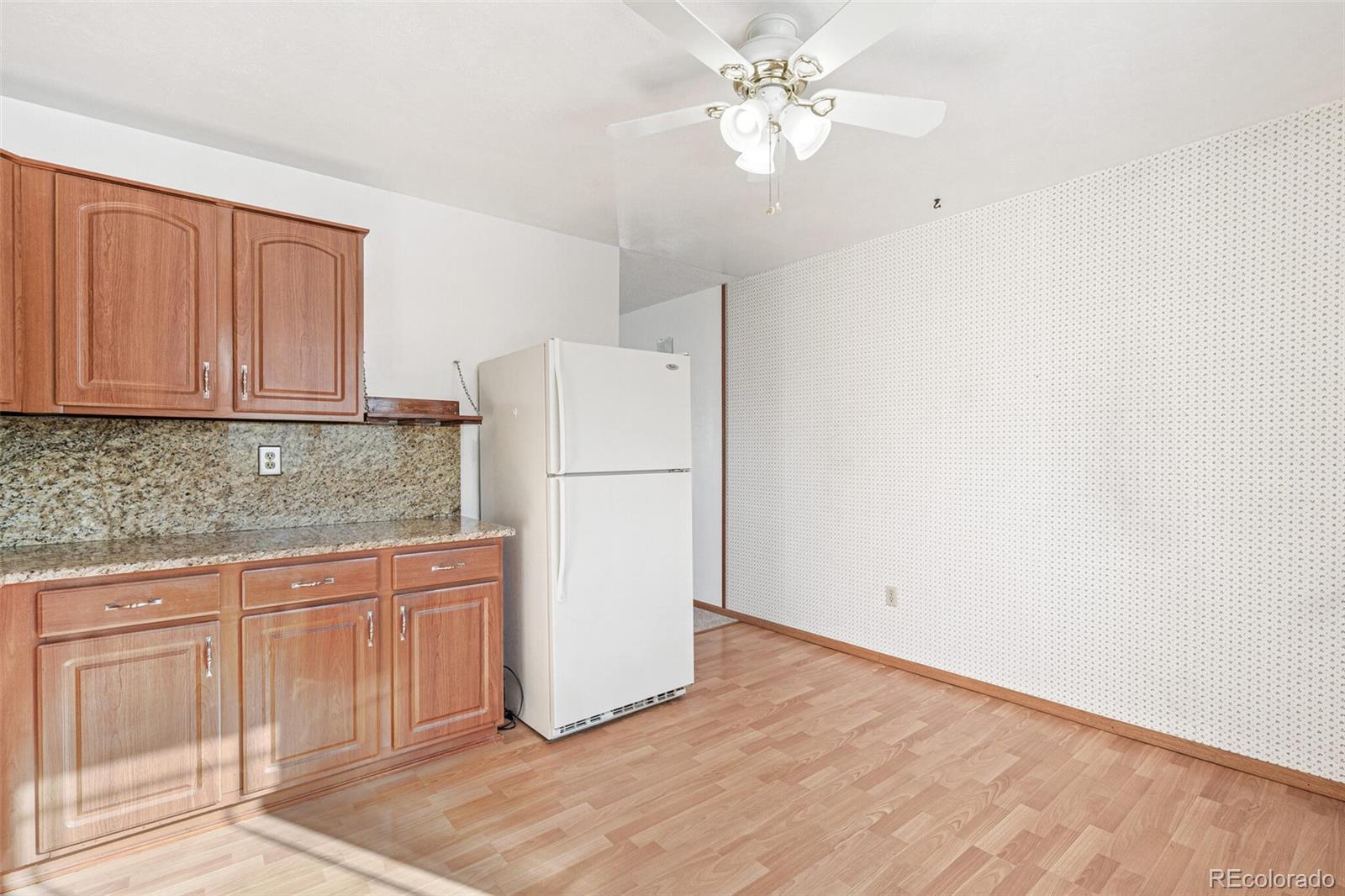 MLS Image #11 for 16870 e amherst avenue,aurora, Colorado