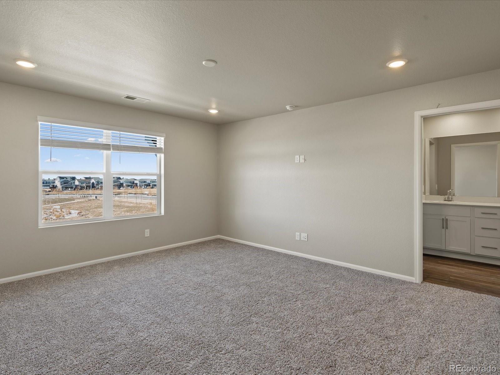 MLS Image #12 for 22250 e 8th avenue,aurora, Colorado