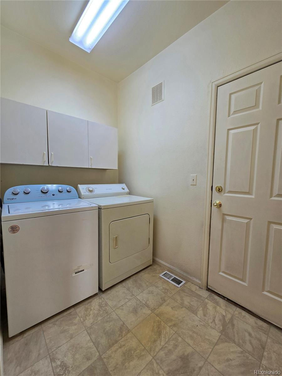 MLS Image #10 for 12215 e 2nd drive,aurora, Colorado