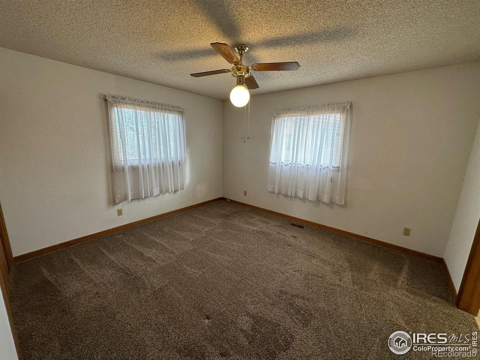 MLS Image #12 for 710 e 2nd street,akron, Colorado