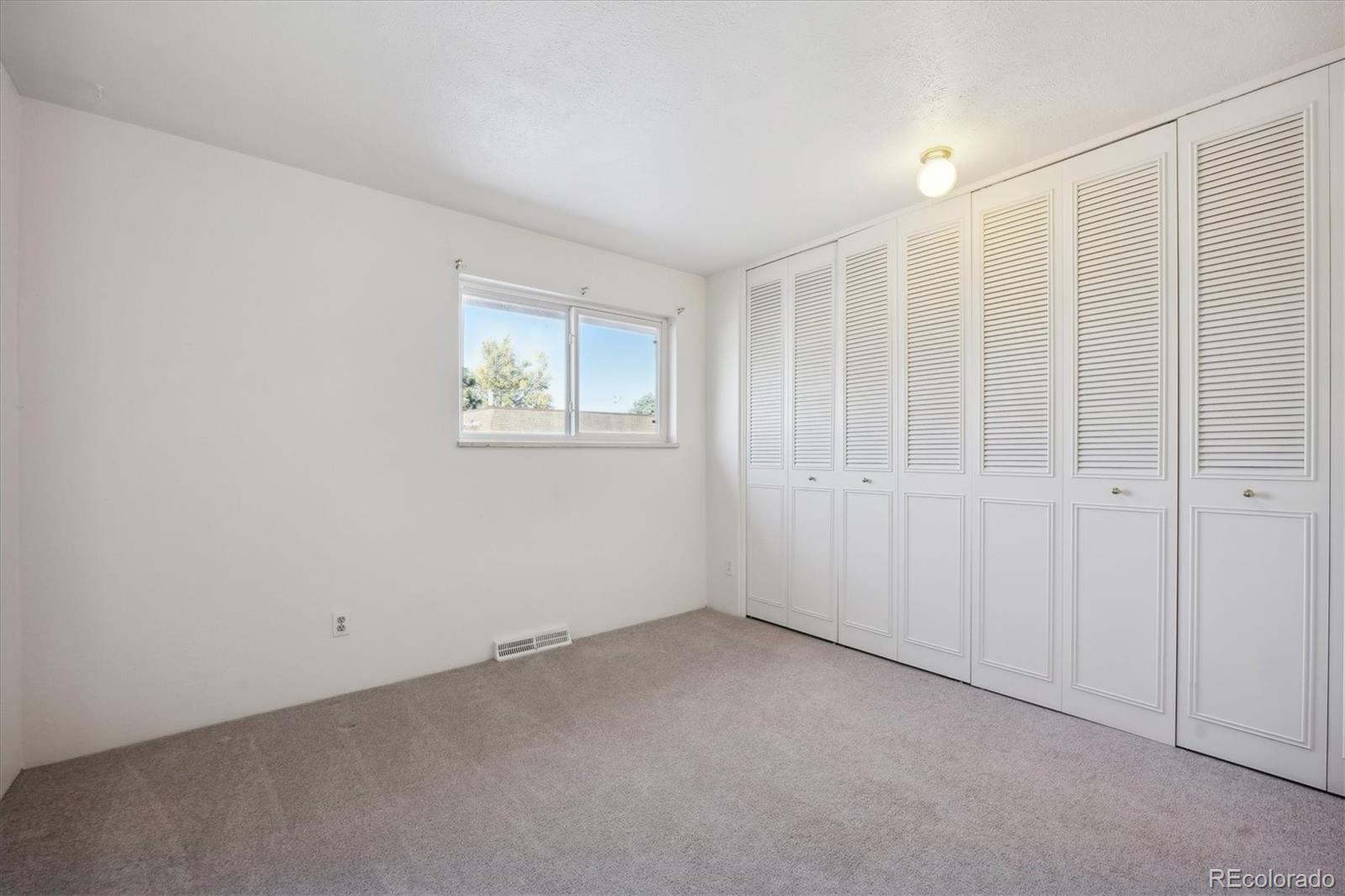 MLS Image #12 for 1289 s monaco parkway,denver, Colorado