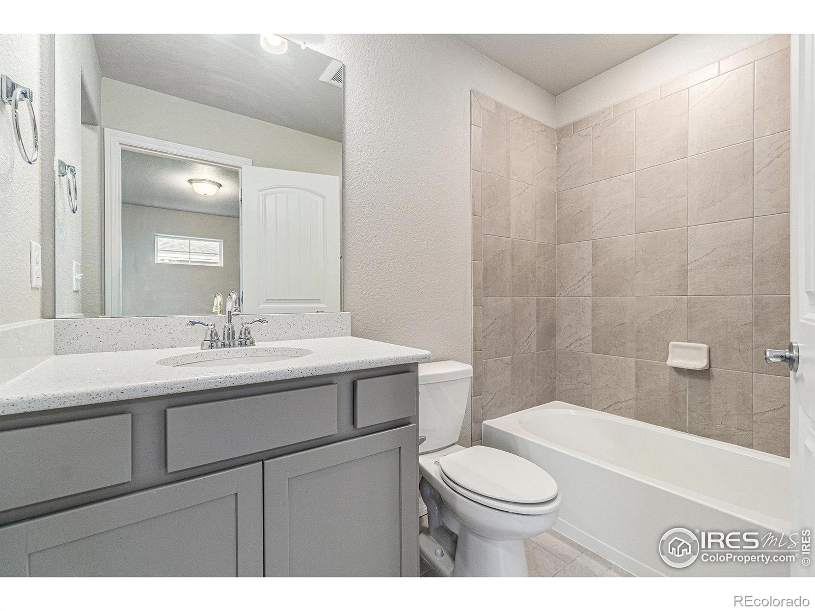 MLS Image #17 for 2421  precipice drive,fort collins, Colorado