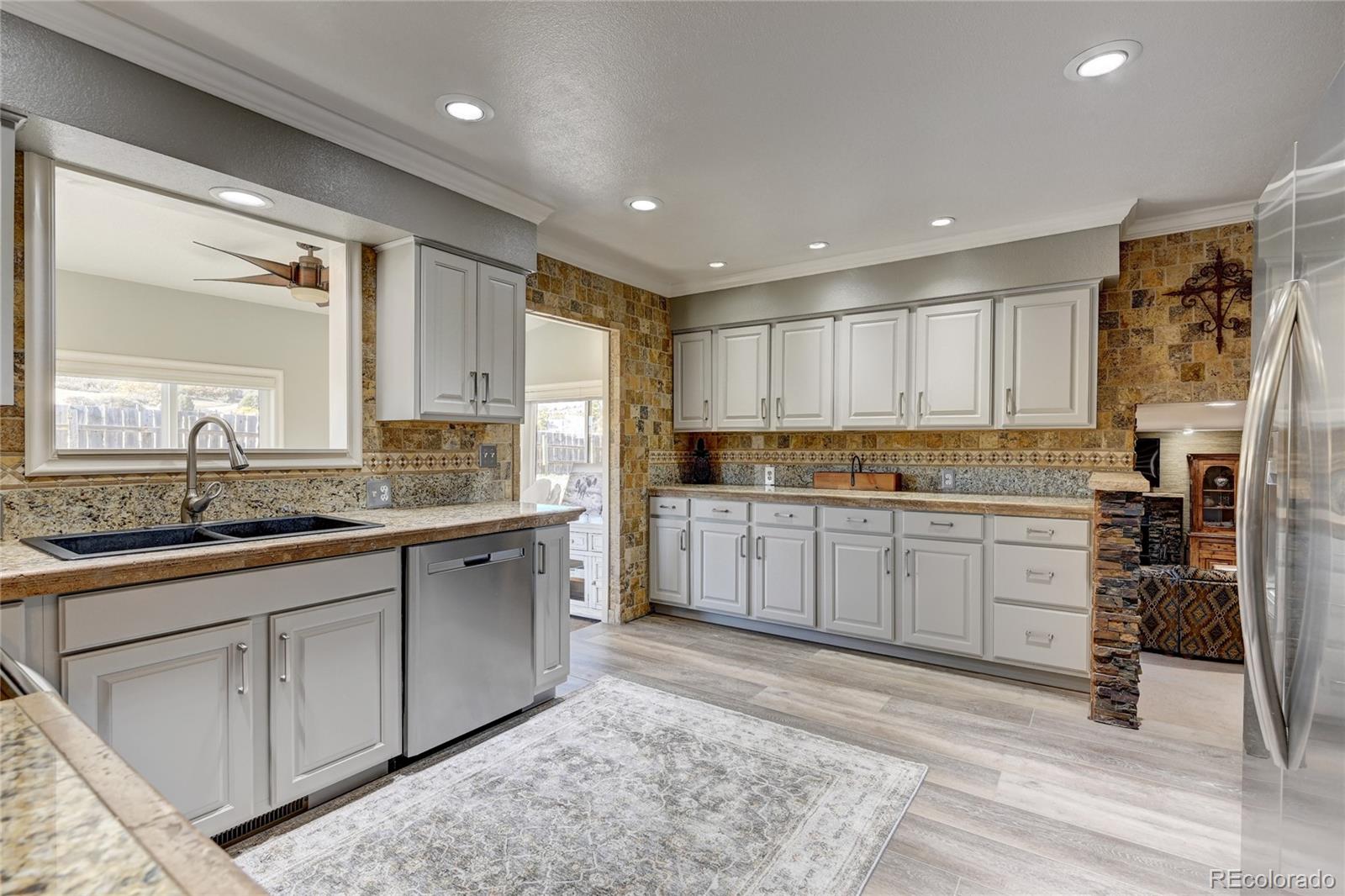 MLS Image #6 for 1641  castlewood drive,franktown, Colorado