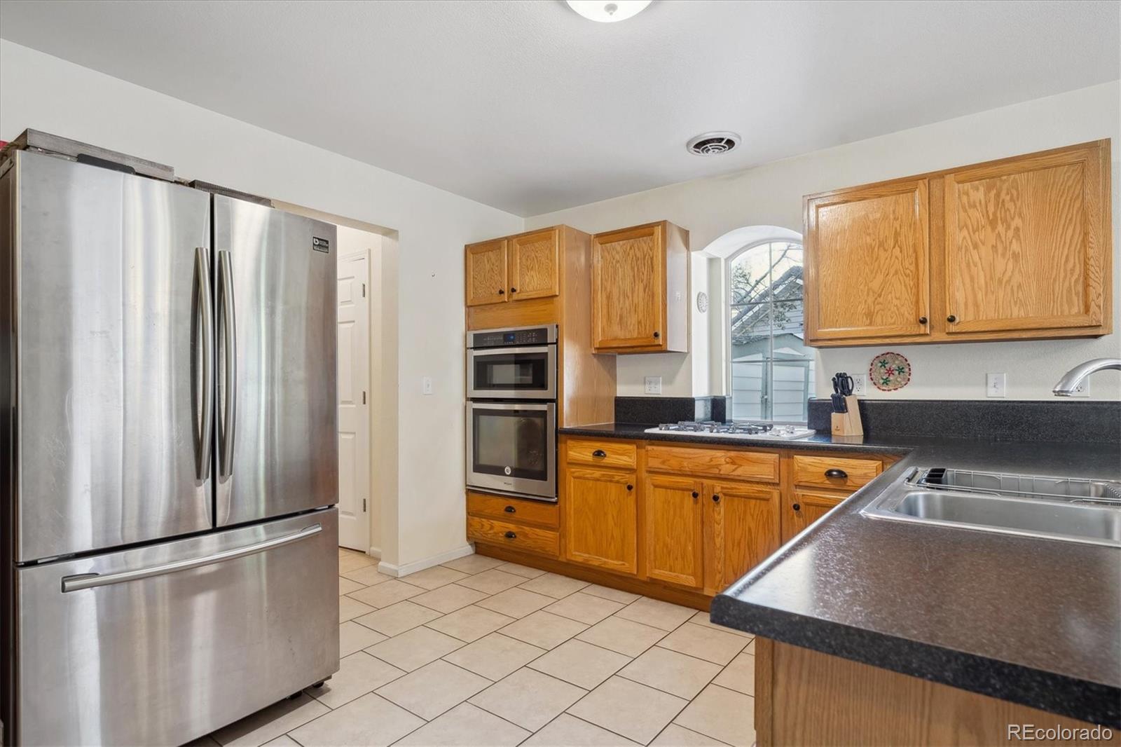 MLS Image #14 for 19757 e 47th place,denver, Colorado