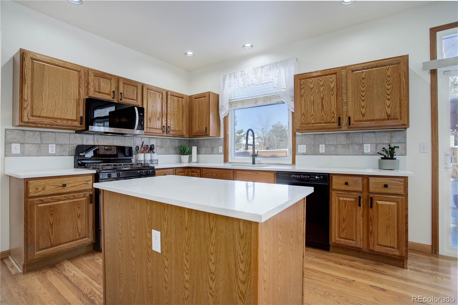 MLS Image #13 for 16507  oakmoor place,parker, Colorado