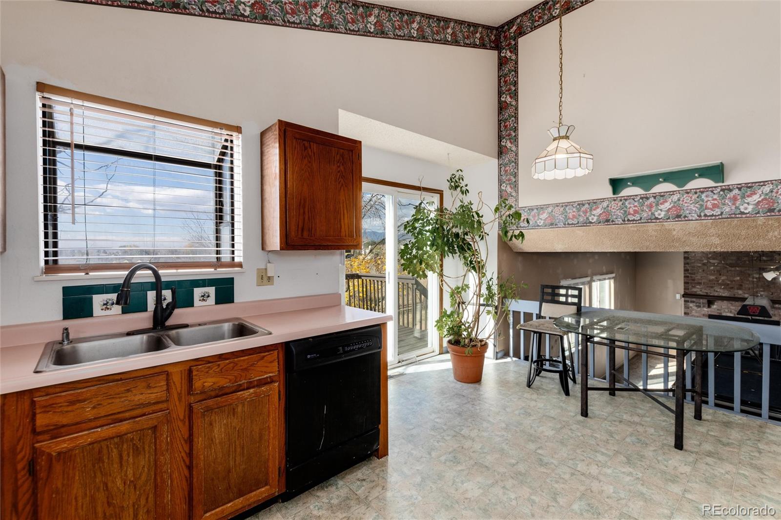 MLS Image #7 for 7575  woody creek drive,colorado springs, Colorado