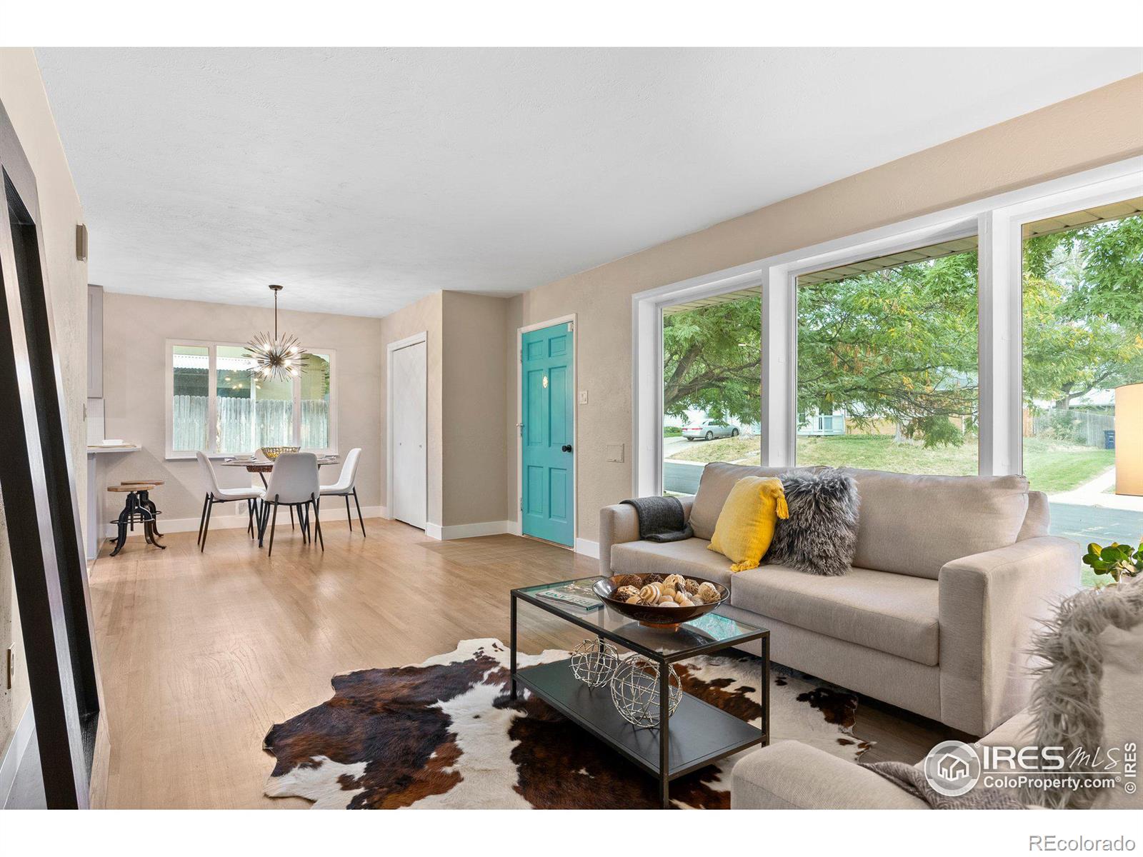 MLS Image #3 for 2541 s clermont street,denver, Colorado