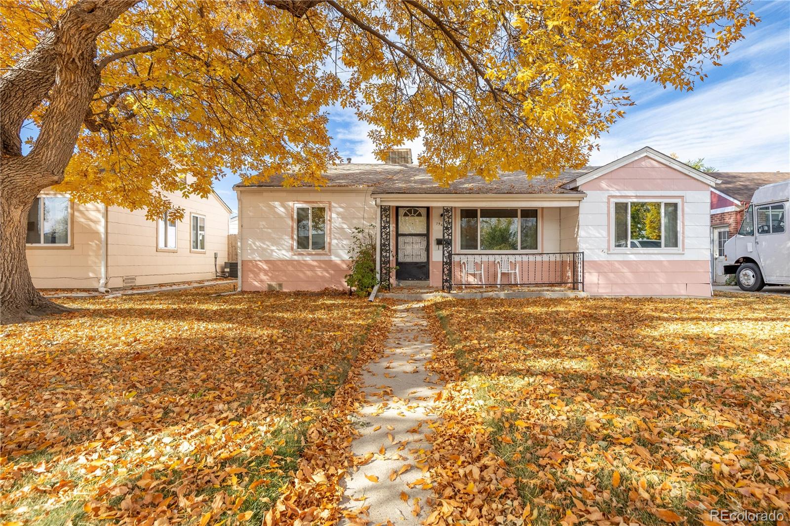 MLS Image #2 for 1965  iola street,aurora, Colorado