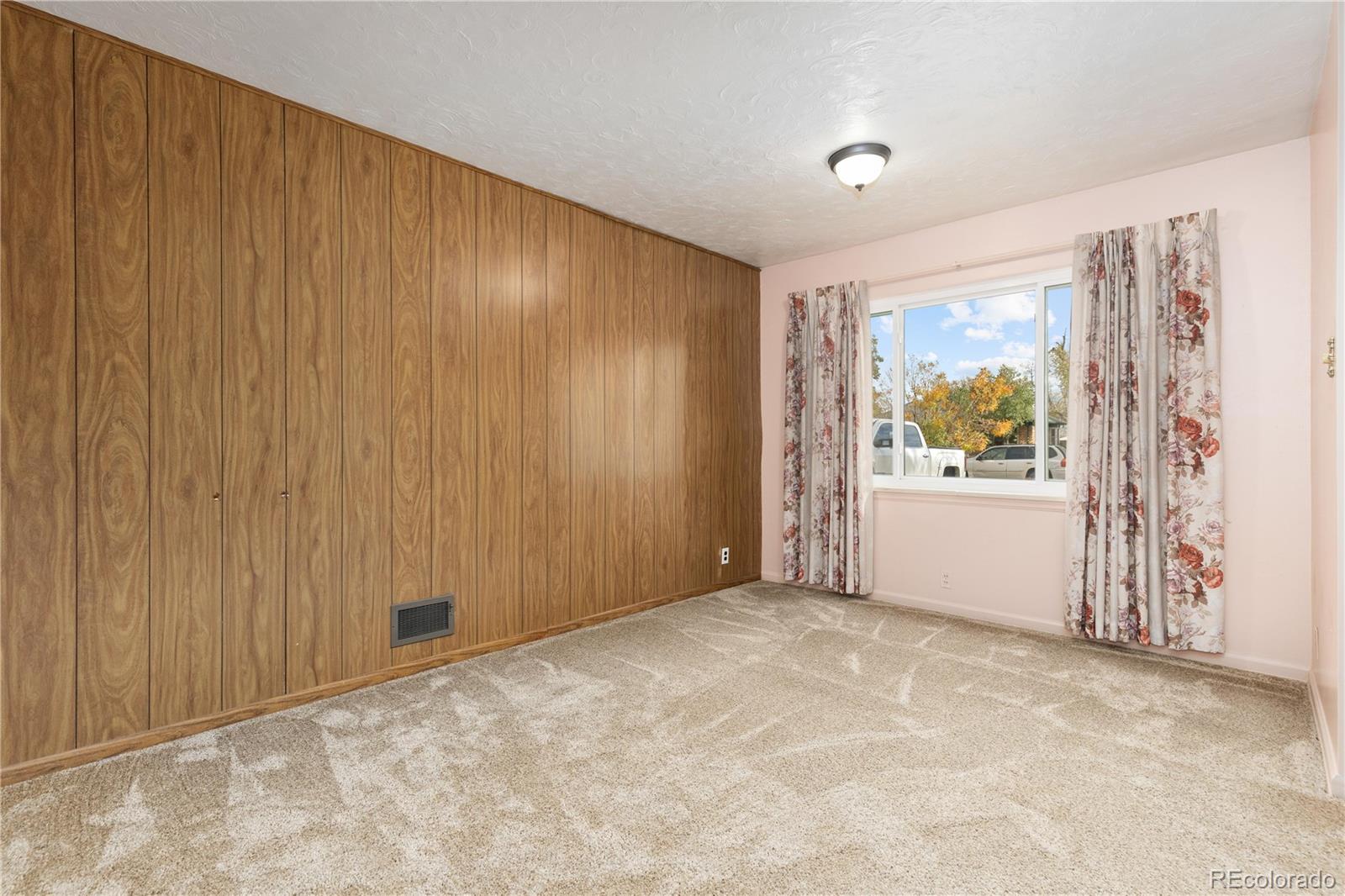 MLS Image #8 for 1965  iola street,aurora, Colorado