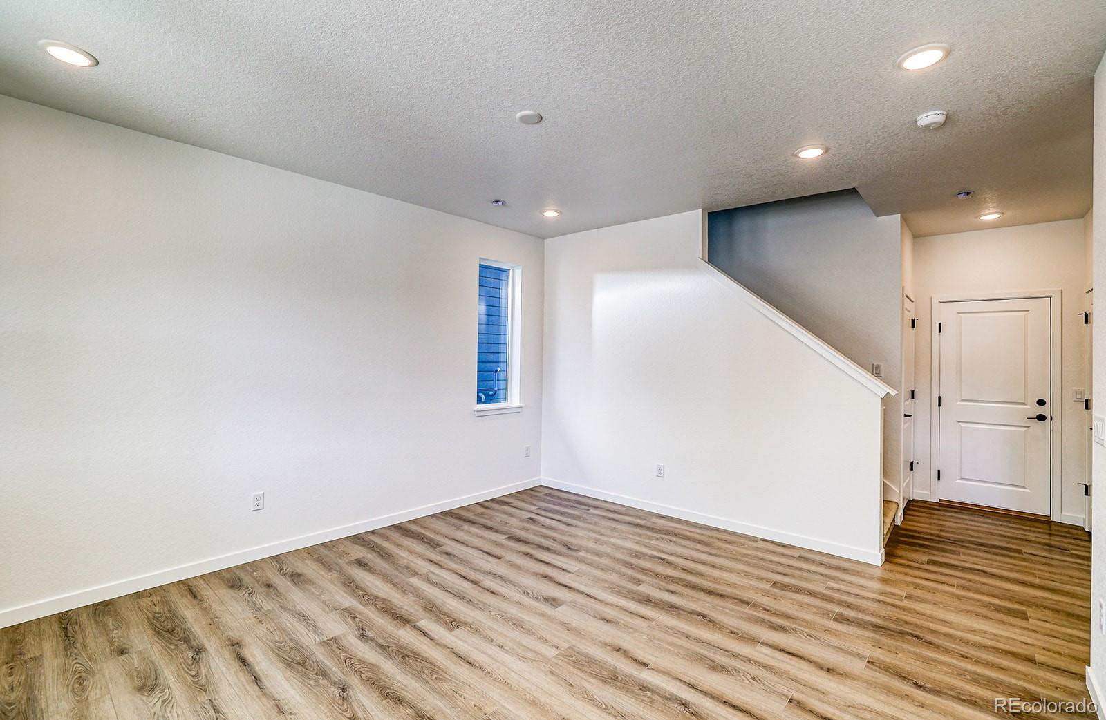 MLS Image #11 for 8509  orchard city drive,littleton, Colorado