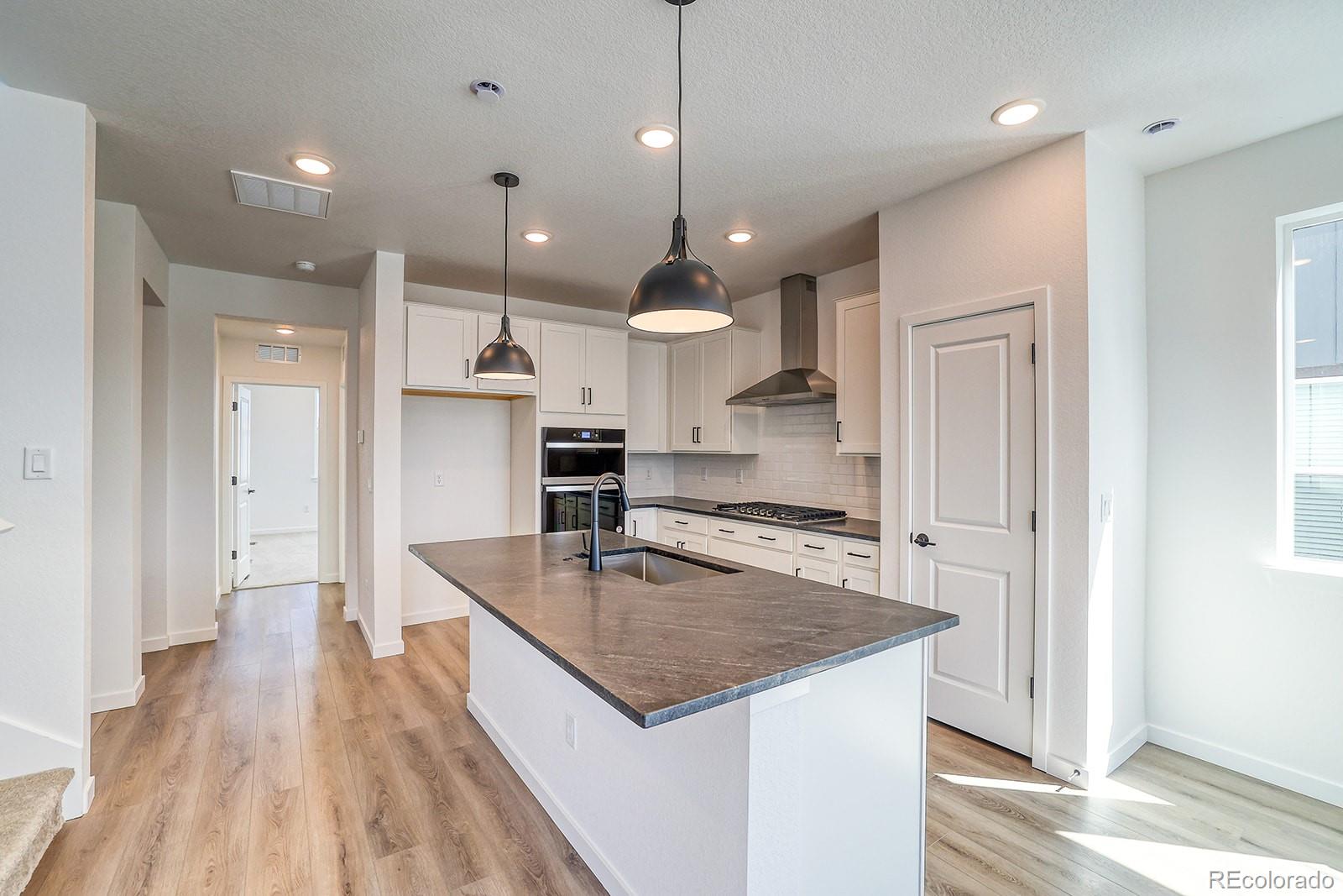 MLS Image #5 for 8509  orchard city drive,littleton, Colorado