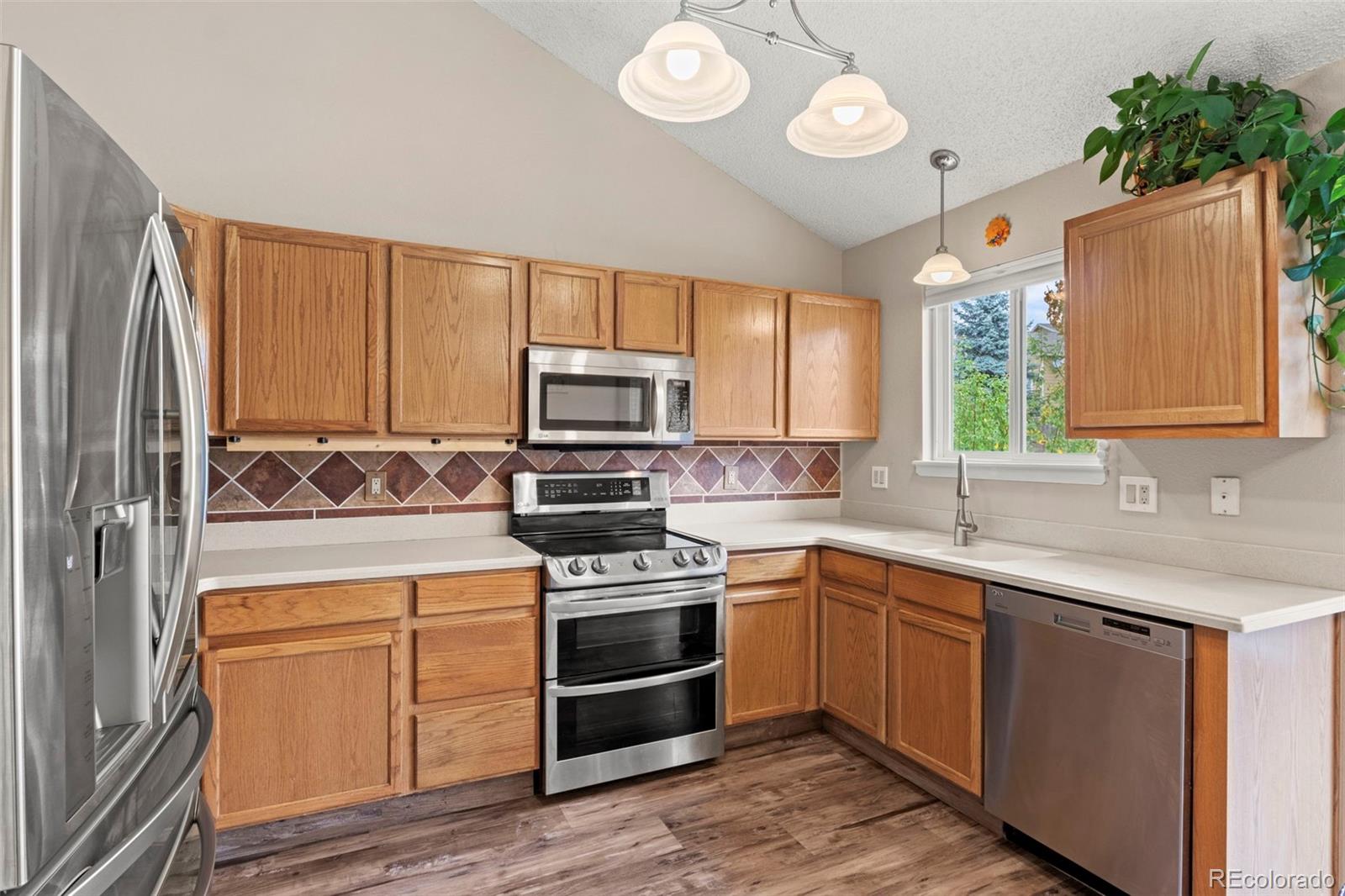 MLS Image #12 for 5452 s valdai way,aurora, Colorado