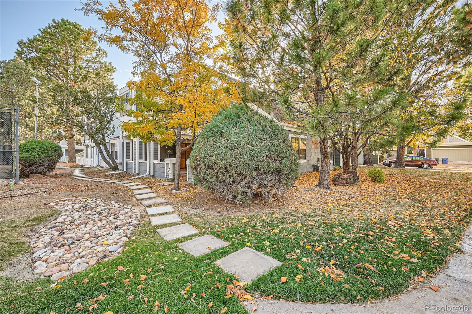 MLS Image #13 for 2770 s elmira street,denver, Colorado