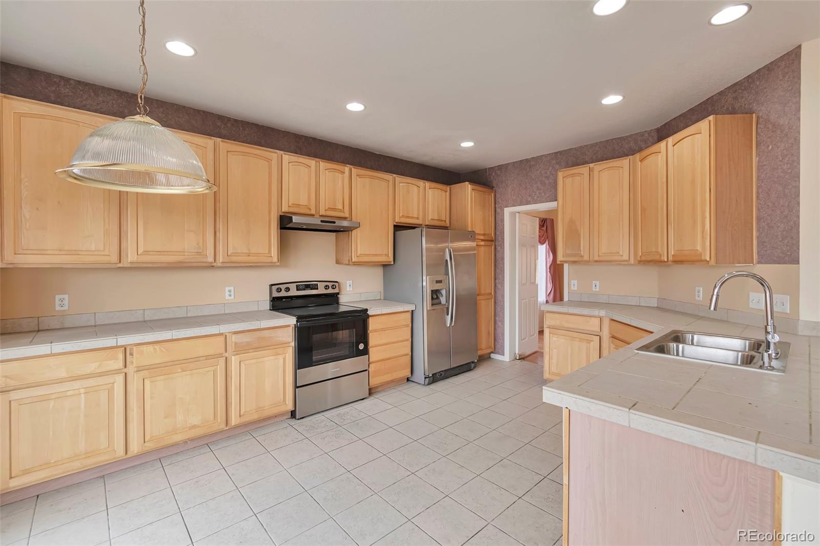 MLS Image #9 for 22132 e ida place,aurora, Colorado