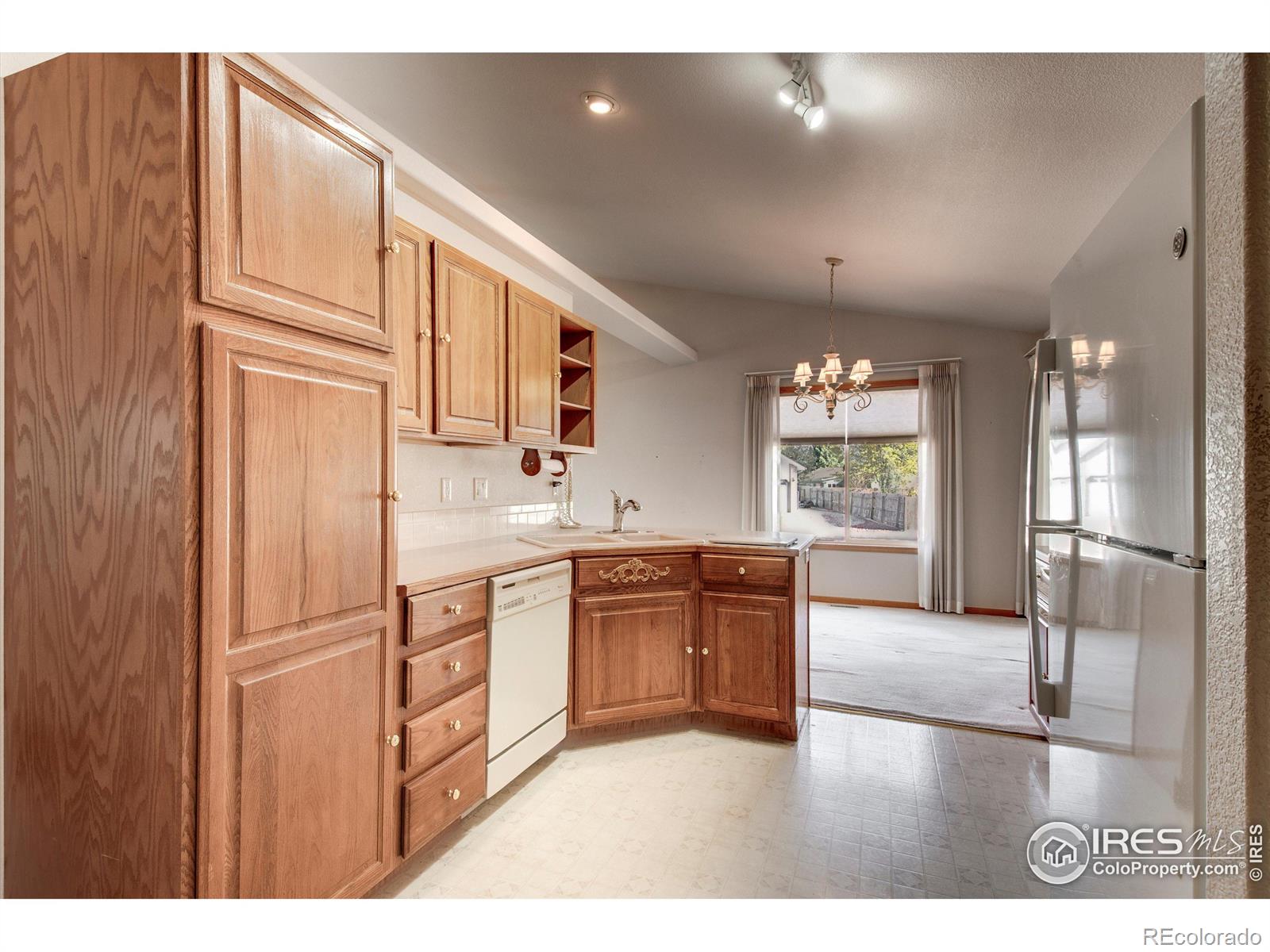 MLS Image #14 for 2963  yew drive,loveland, Colorado