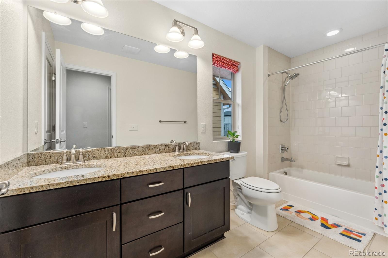 MLS Image #21 for 7932 e 49th place,denver, Colorado