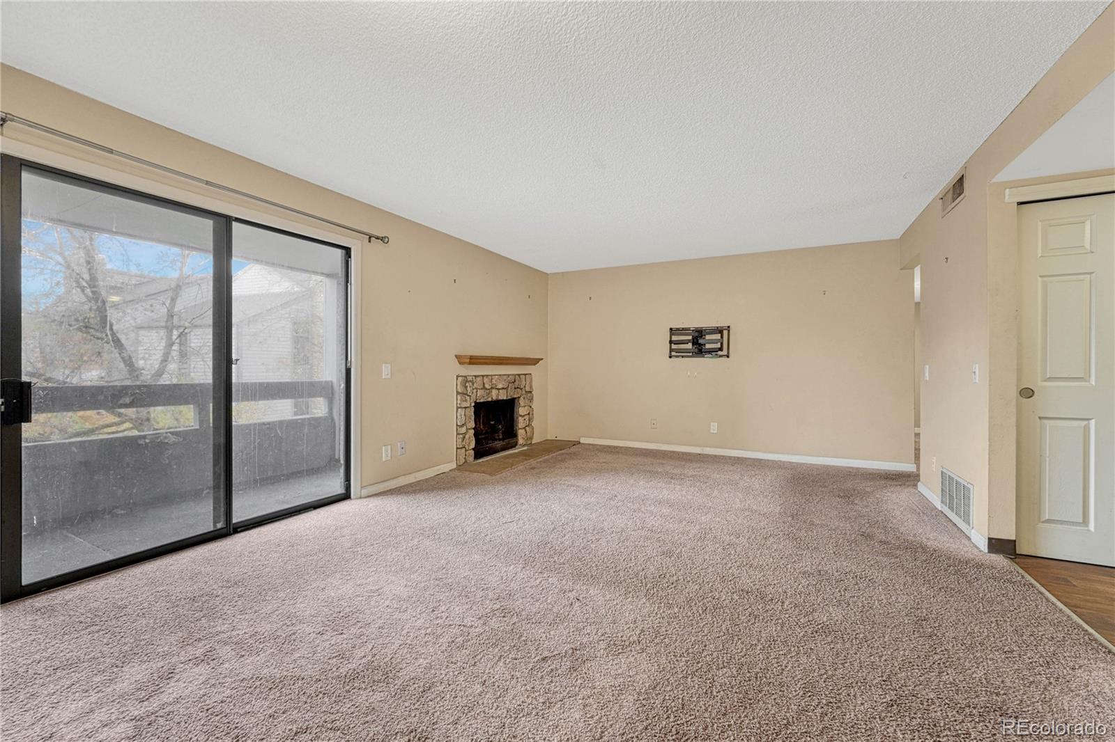 MLS Image #10 for 13962 e stanford circle,aurora, Colorado