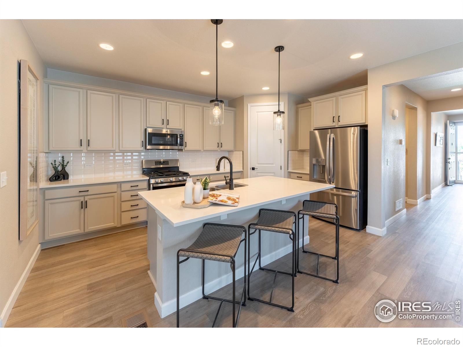 MLS Image #3 for 5521  shady oaks drive,windsor, Colorado