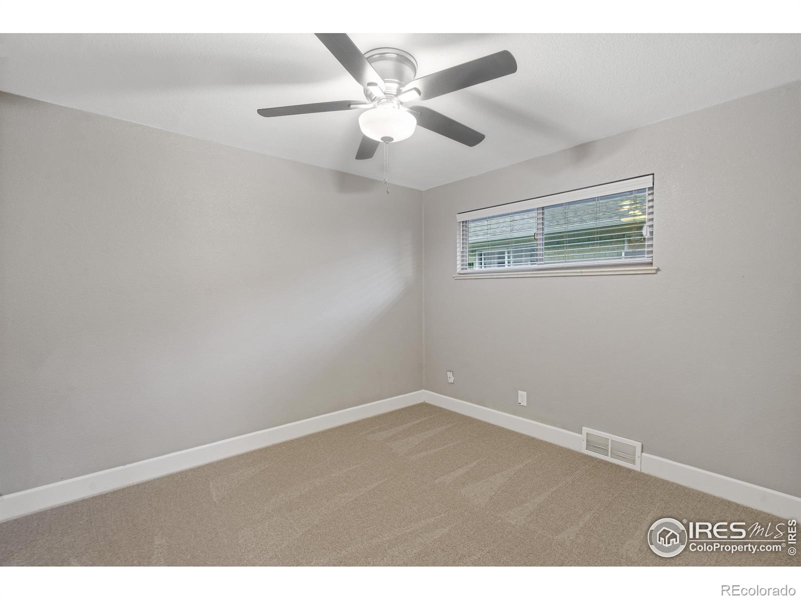 MLS Image #15 for 3608 n grape street,denver, Colorado