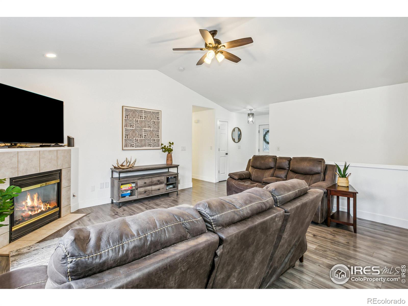 MLS Image #7 for 1004  canyon drive,windsor, Colorado