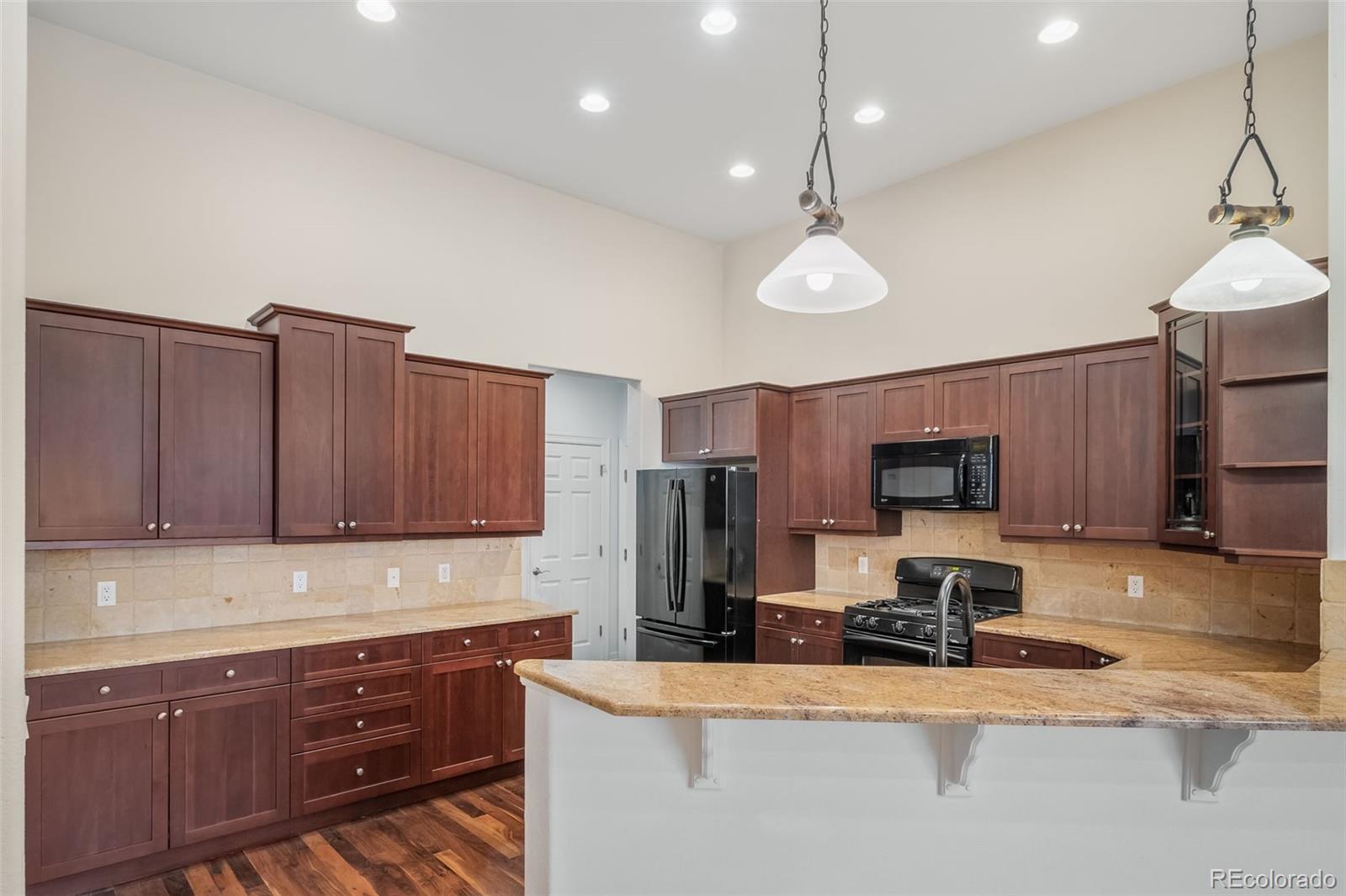 MLS Image #7 for 8436 w quarles place,littleton, Colorado