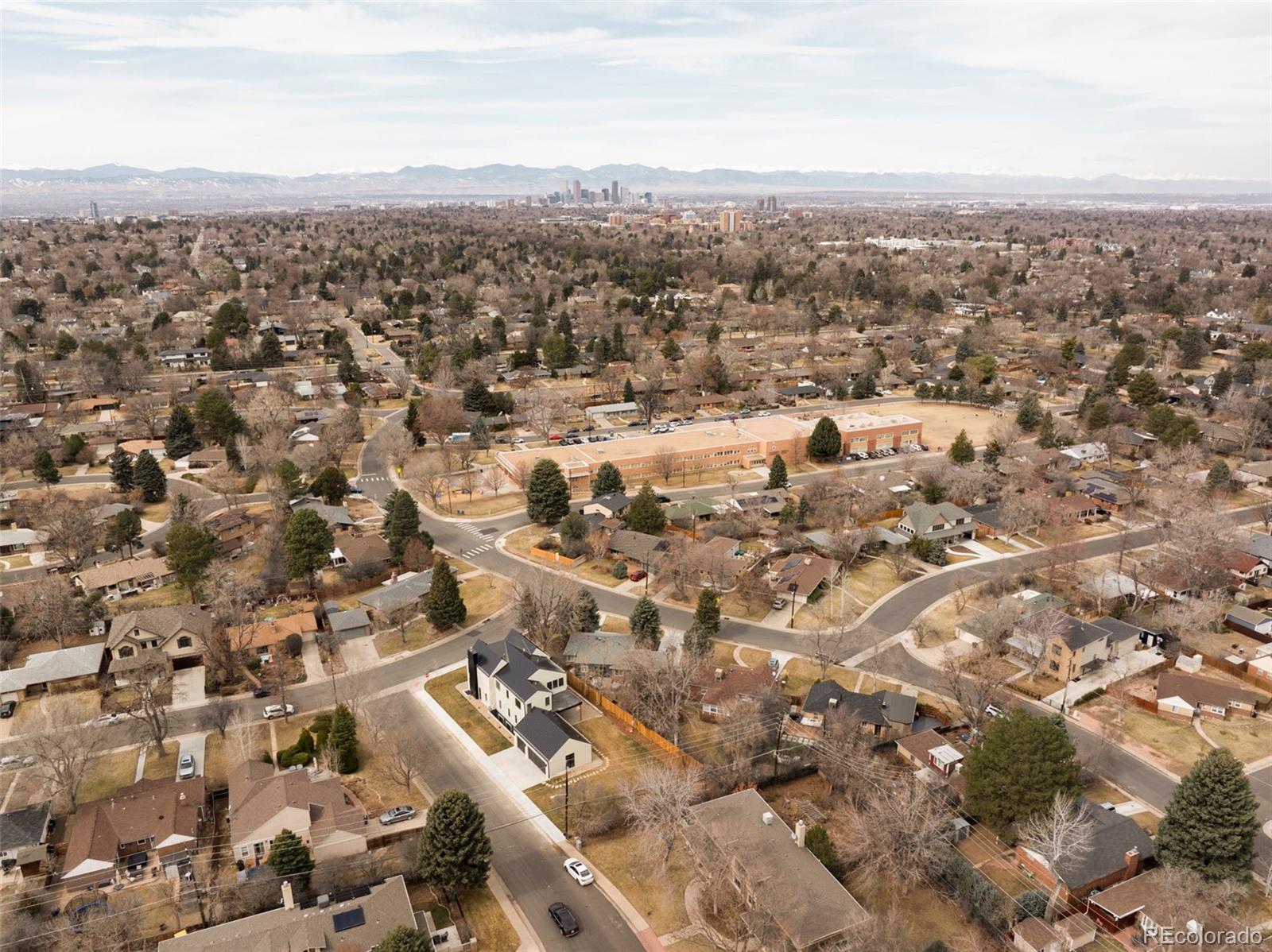 MLS Image #37 for 300  oneida street,denver, Colorado