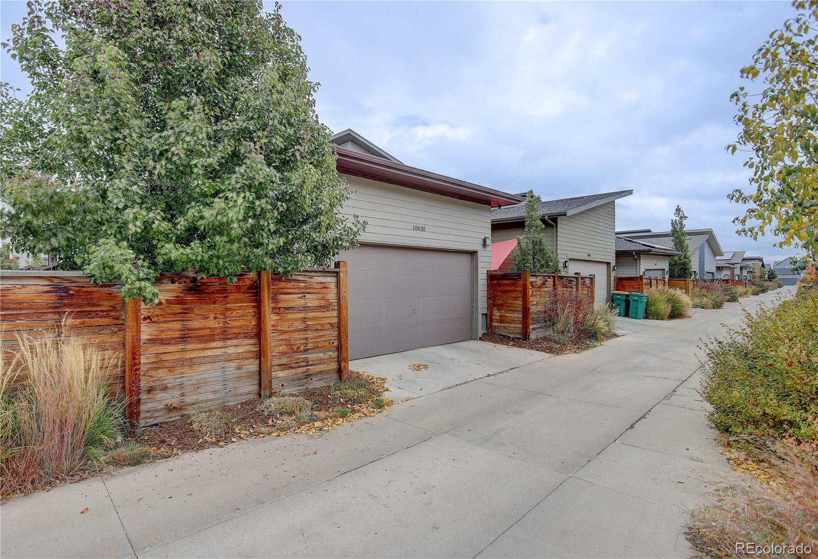 MLS Image #4 for 10630 e 26th avenue,aurora, Colorado