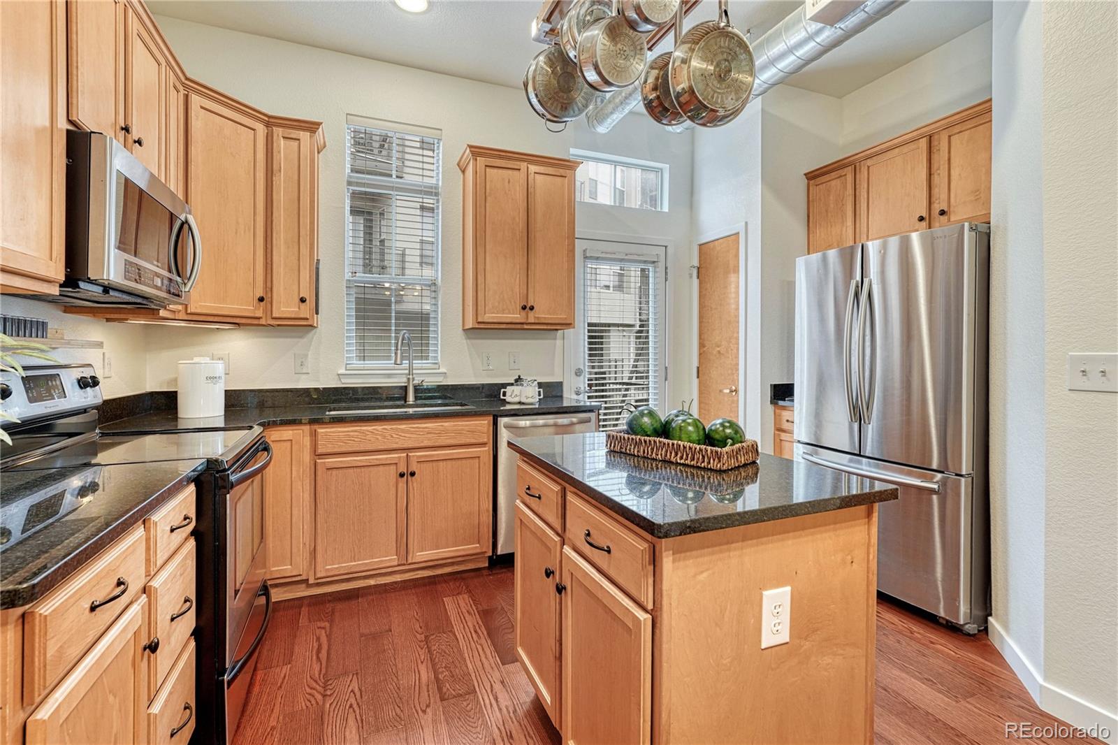 MLS Image #10 for 7711 e 28th place,denver, Colorado