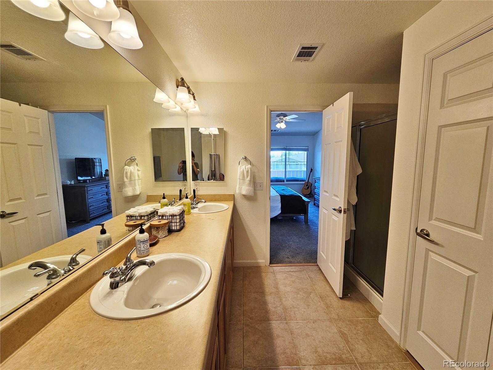 MLS Image #23 for 14167  sun blaze loop,broomfield, Colorado