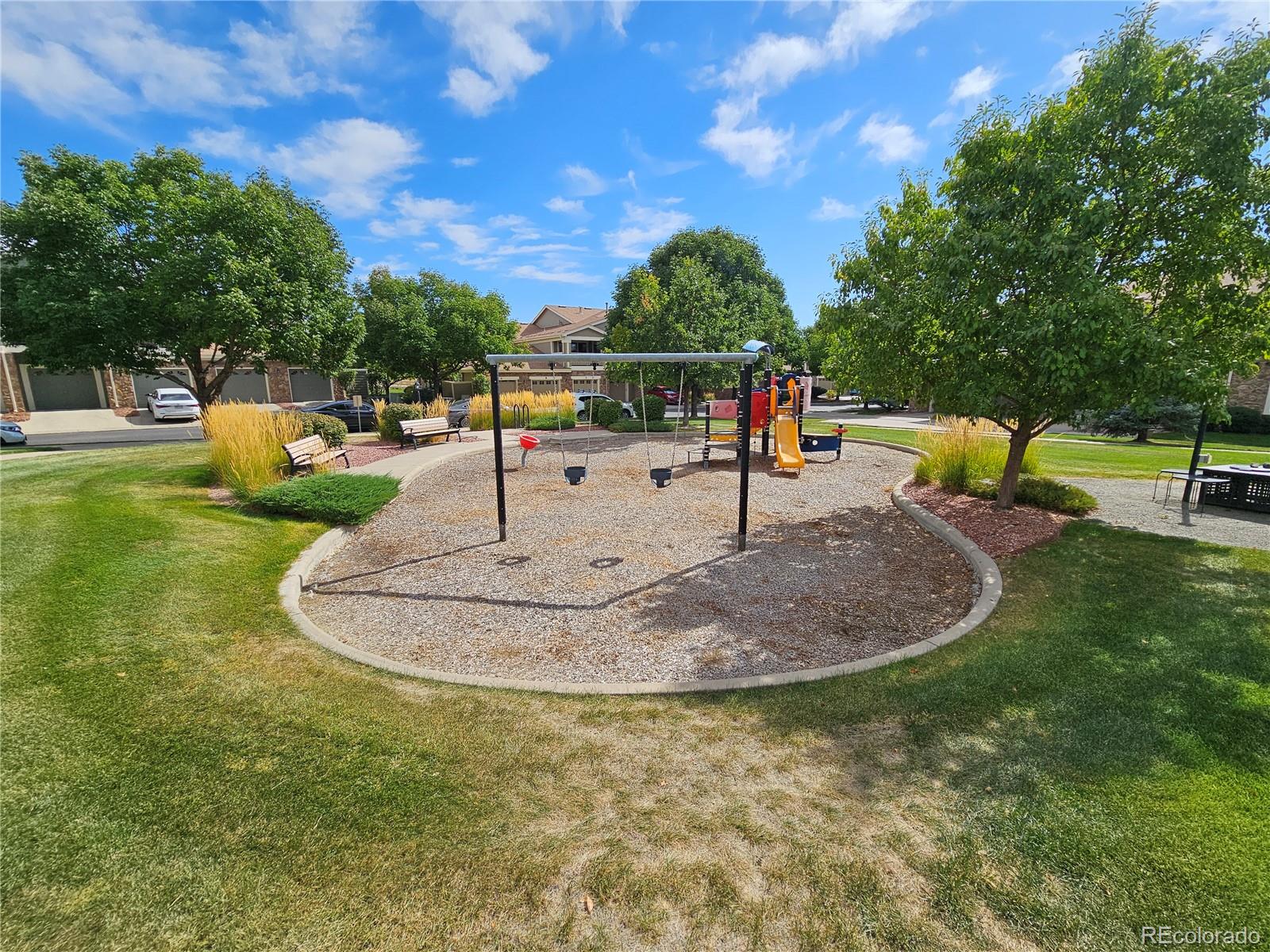 MLS Image #33 for 14167  sun blaze loop,broomfield, Colorado