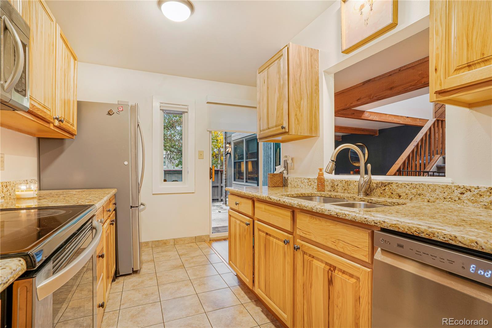 MLS Image #7 for 1152 s yosemite way,denver, Colorado