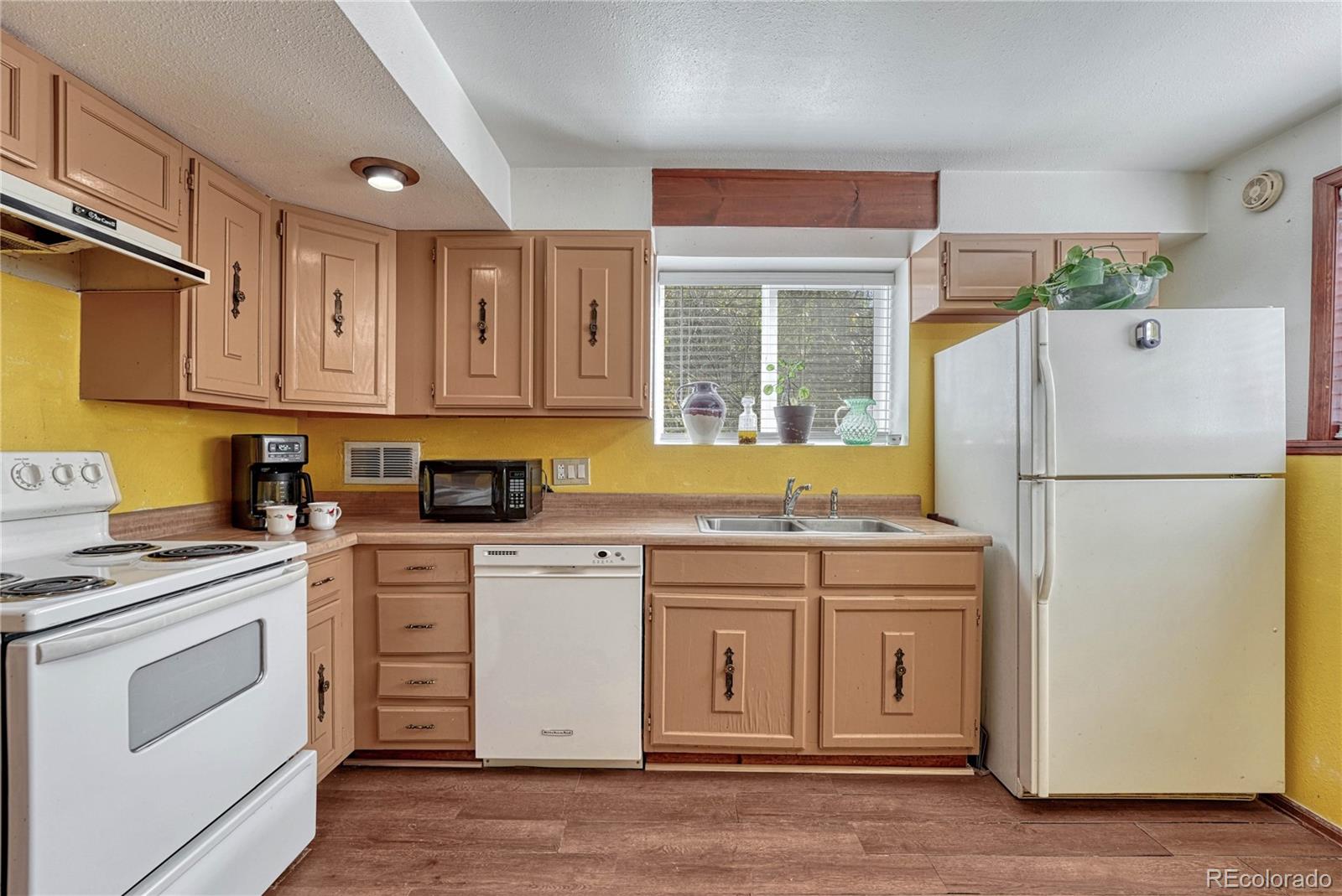 MLS Image #16 for 1617 w boulder street,colorado springs, Colorado